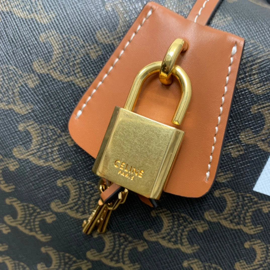 MOMO- high quality version 4M1662EIO-04LU Voyage item：C-B063A1002C