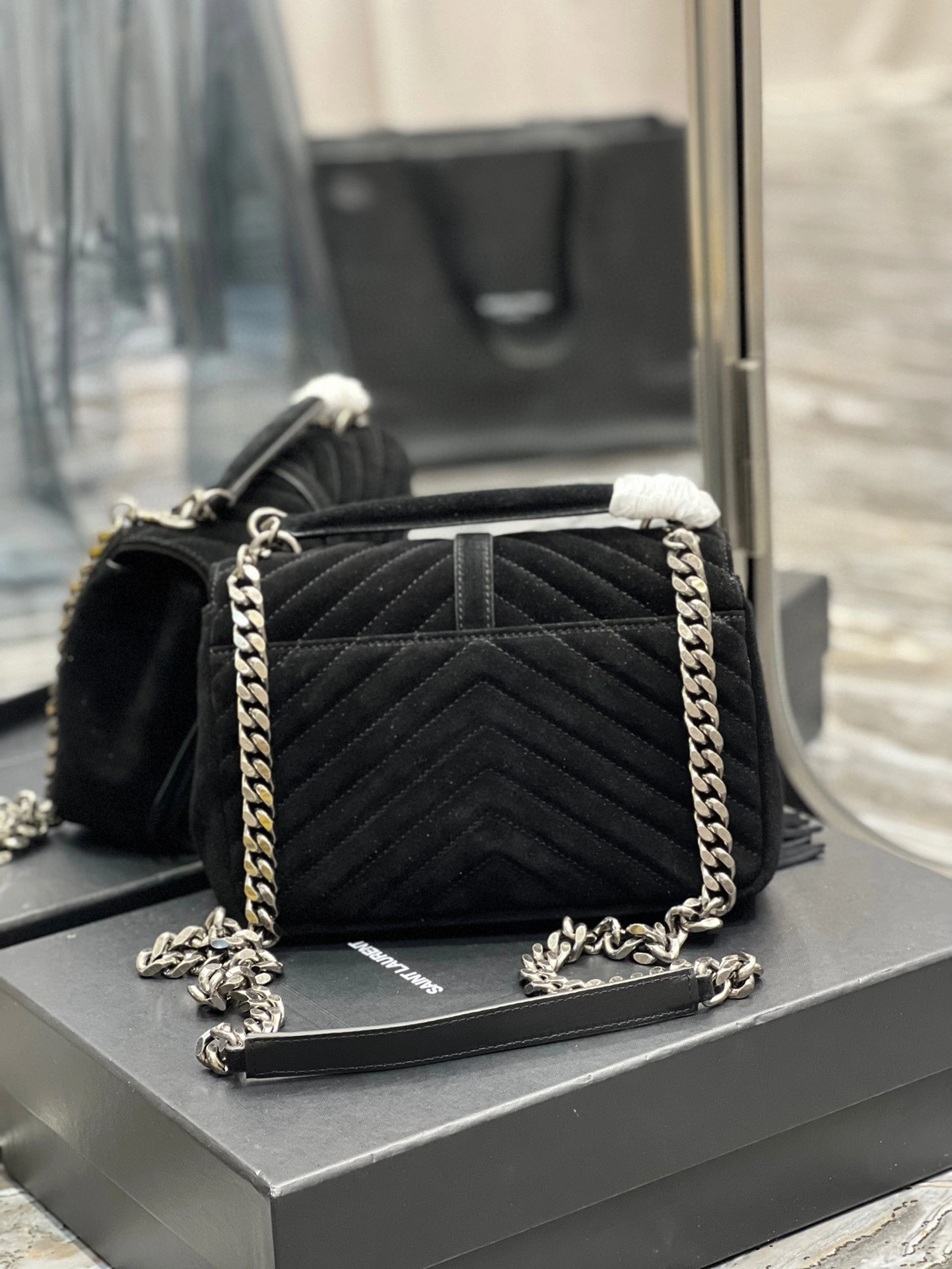 &MOMO- high quality version 531705-0U0I4-1000 Monogram college item：B-B597I0617C