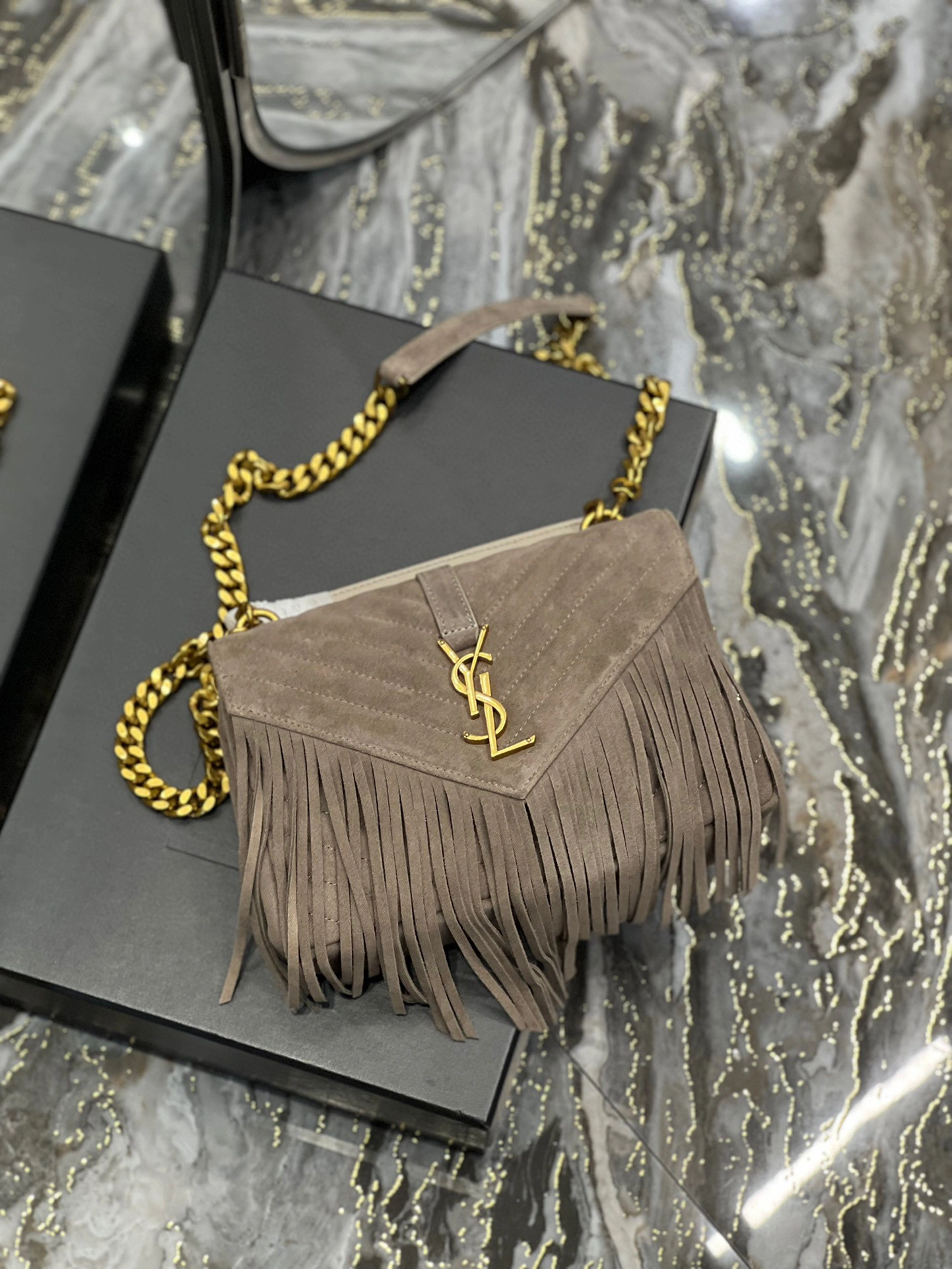 MOMO- high quality version 531705-0U0I7-1722 Monogram college item：B-B597I0615C