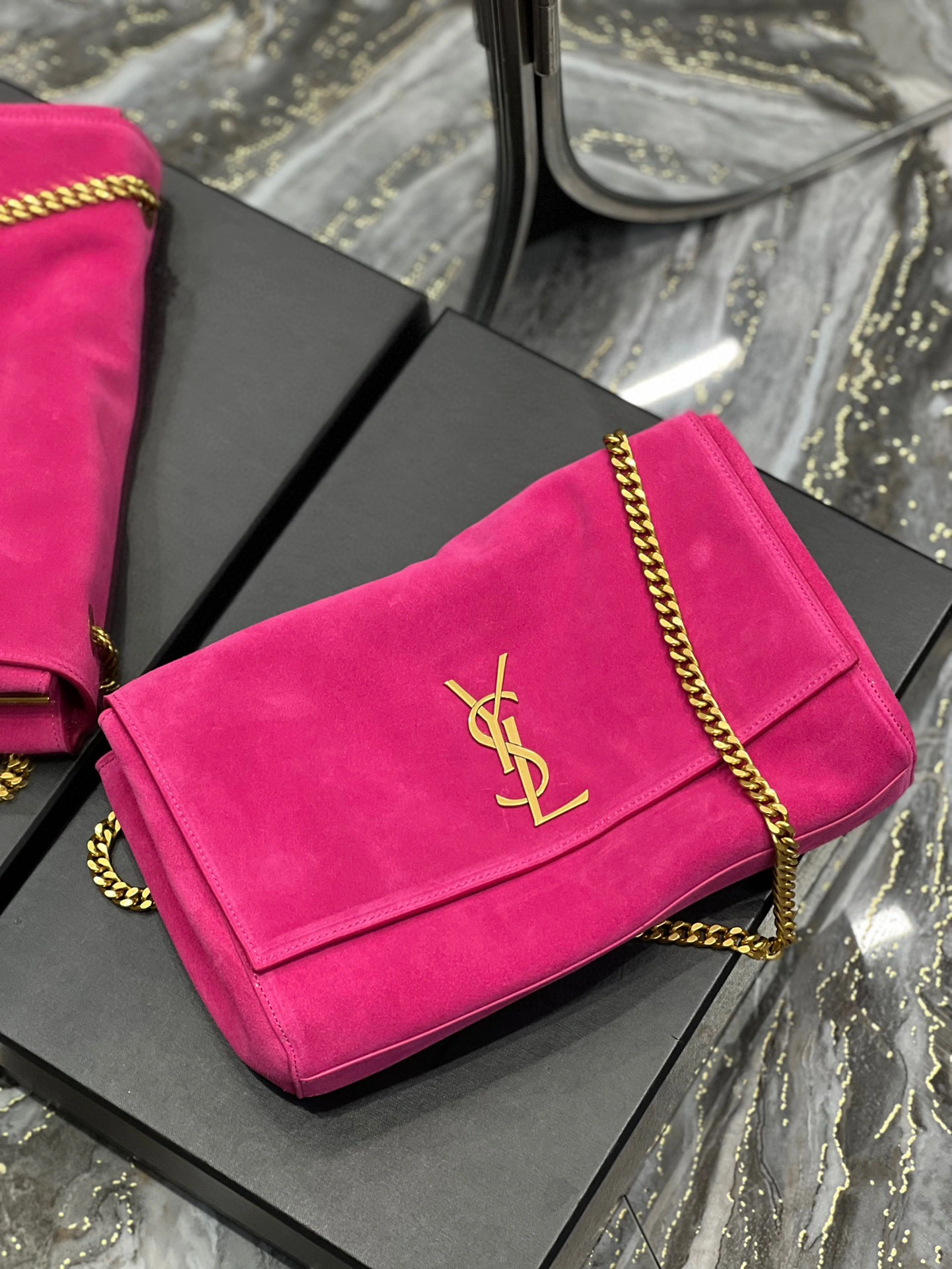 MOMO- high quality version 553804-0UD7W-5528 Kate item：B-B271I0944C