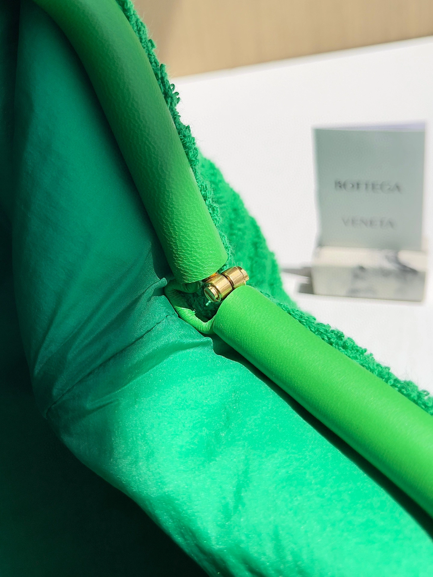 MOMO- high quality version 576227-V0HP0-3714 POUCH item：B-B009H0312C