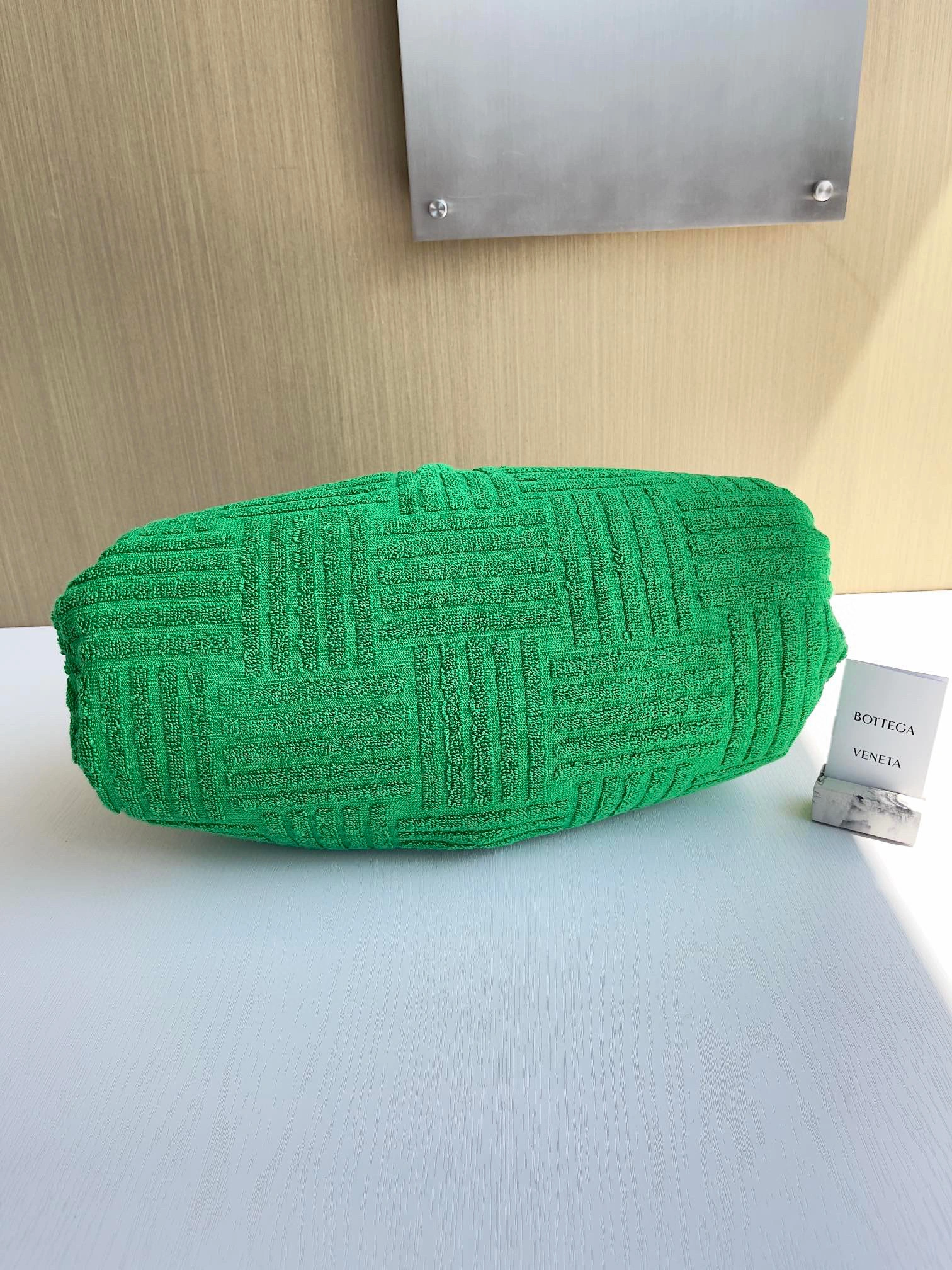 MOMO- high quality version 576227-V0HP0-3714 POUCH item：B-B009H0312C