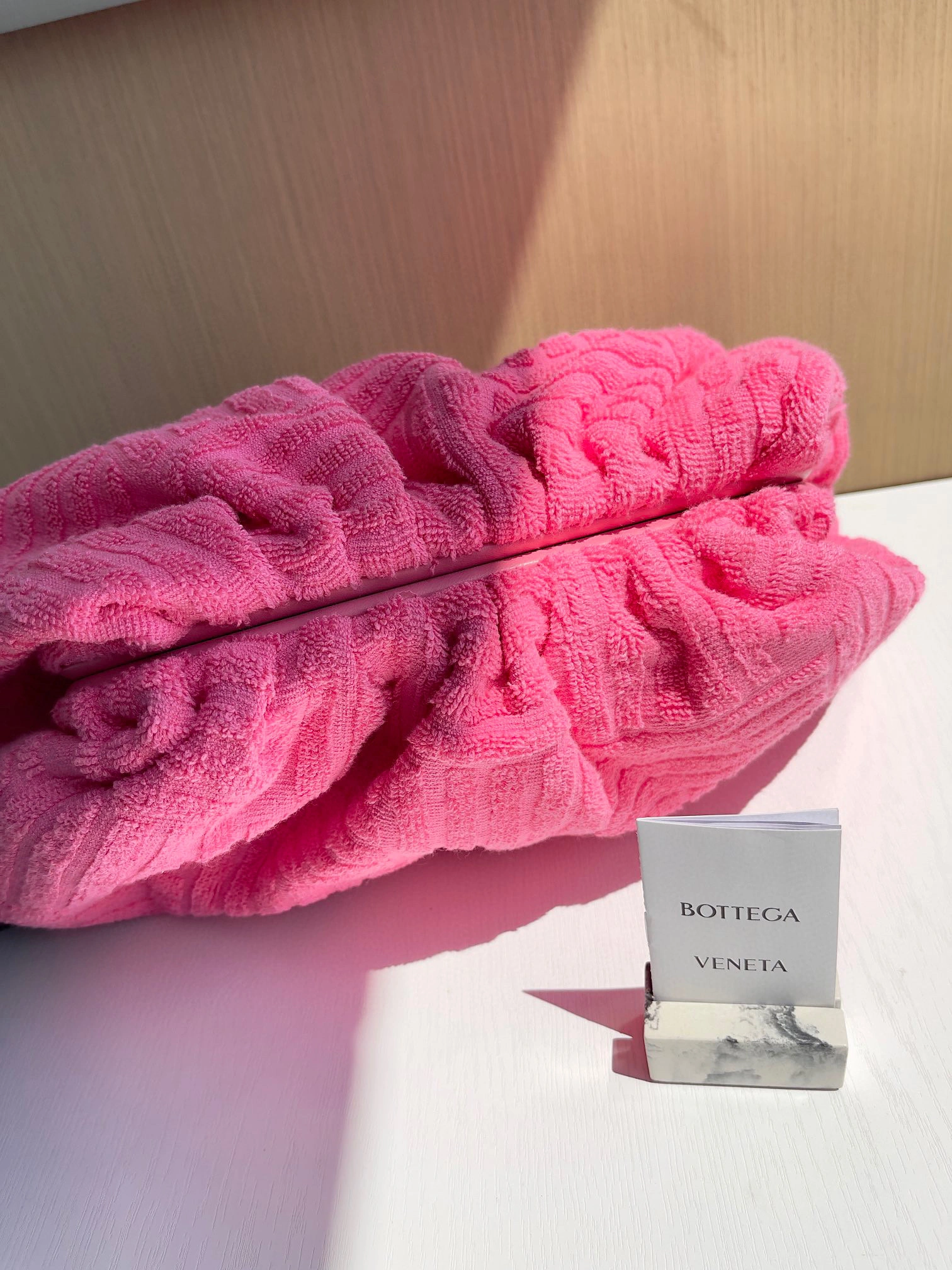 MOMO- high quality version 576227-V0HP0-5618 POUCH item：B-B009H0313C