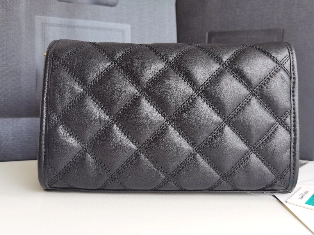 &MOMO- high quality version 5850311D3191000 lambskin item：B-B063I0404C