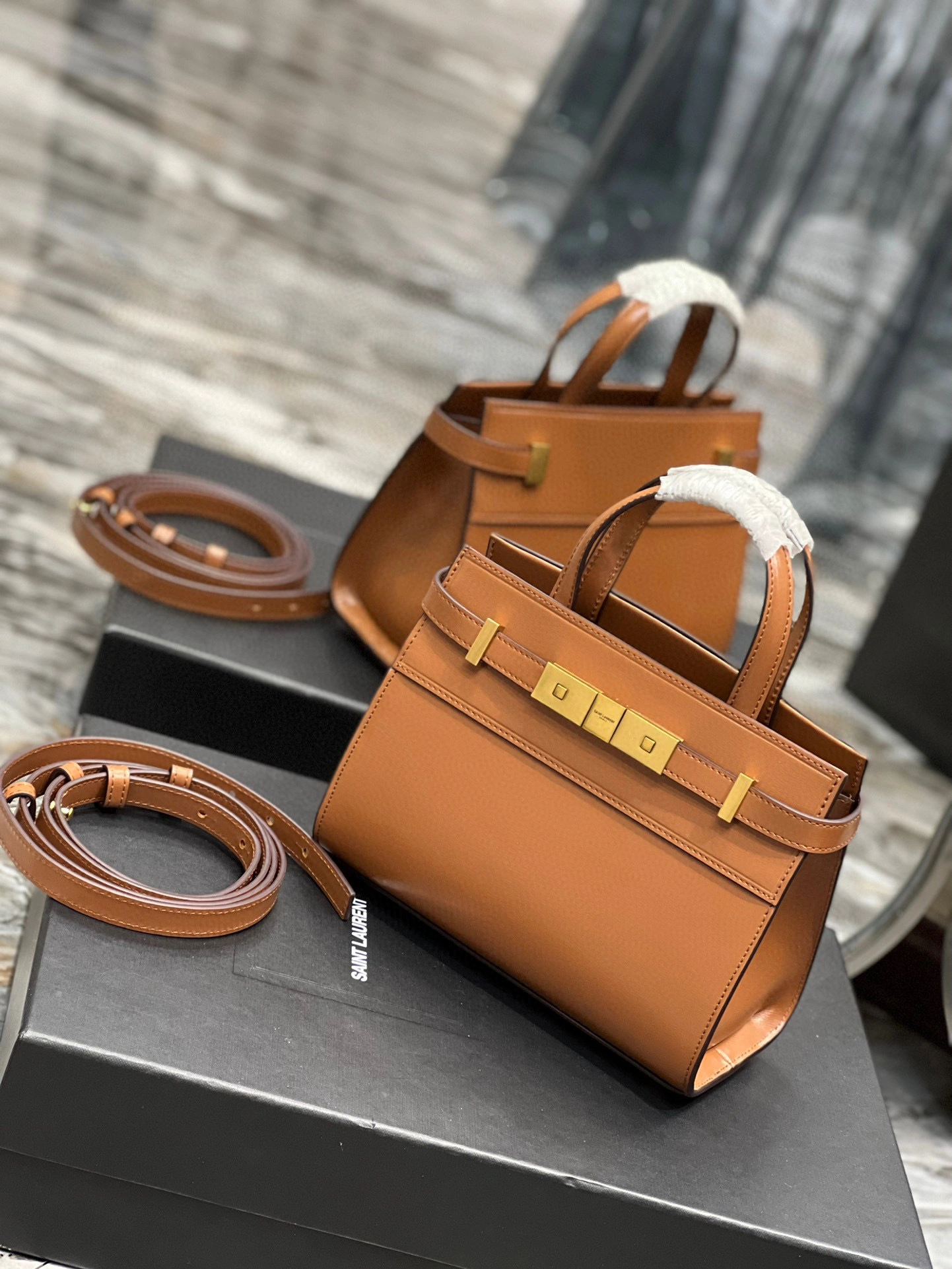 MOMO- high quality version 5937410SXPW6362 Manhattan nano item：B-B000I1506C