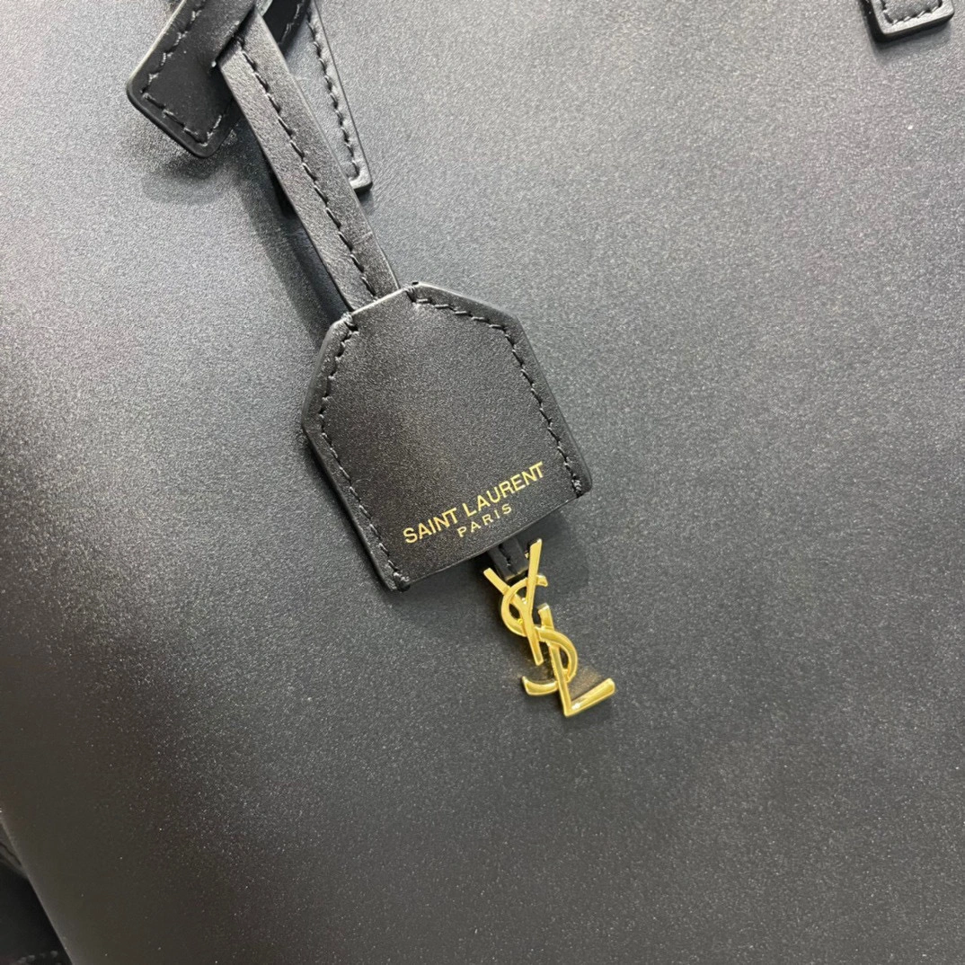 MOMO- high quality version 600307CSV0J1000 Shopping tote bag item：B-B000I1501C