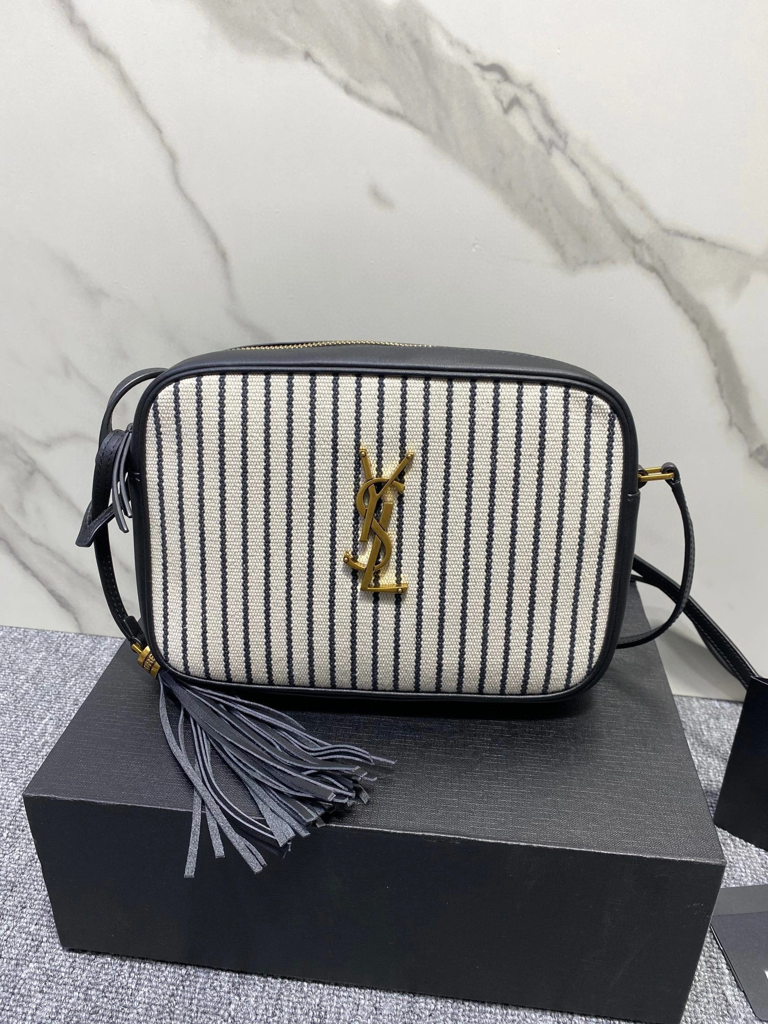 MOMO- high quality version 612542-FAACG-9583 LOU item：B-B000G2927C