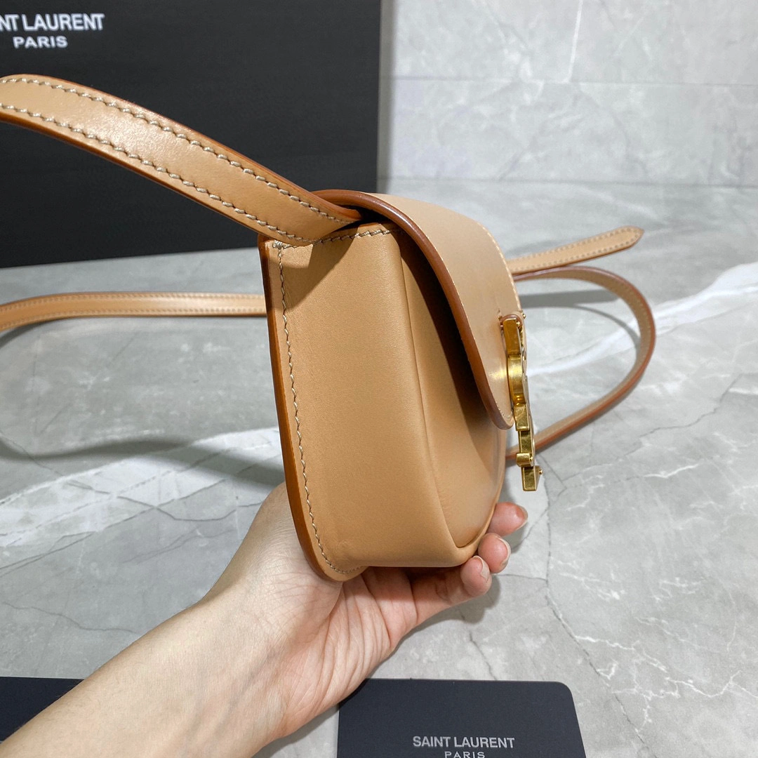 &MOMO- high quality version 623097BWR6W2725 Kaia mini item：B-B000I1504C