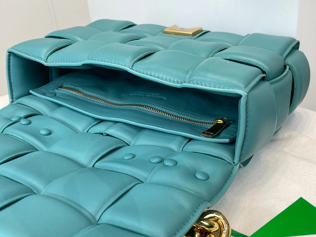 MOMO- high quality version 631421-VBWZ0-3615 lambskin item：B-B063G2229C