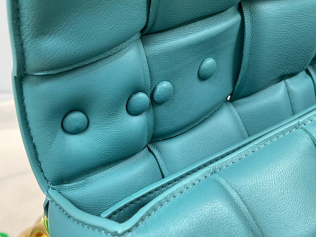 MOMO- high quality version 631421-VBWZ0-3615 lambskin item：B-B063G2229C