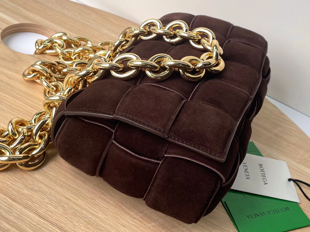 MOMO- high quality version 631421V04N02132 lambskin item：B-B063G2224C