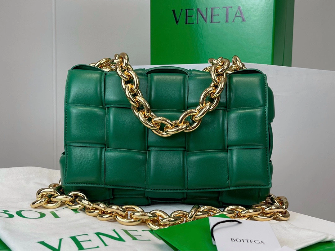 MOMO- high quality version 631421VBWZ0-3104 lambskin item：B-B063G2228C