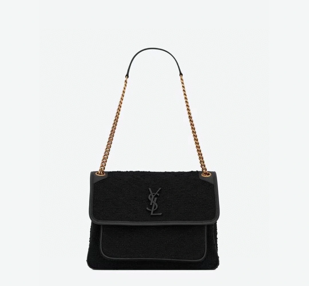 MOMO- high quality version 633158-2RL47-1000 Niki item：B-B000I0613C