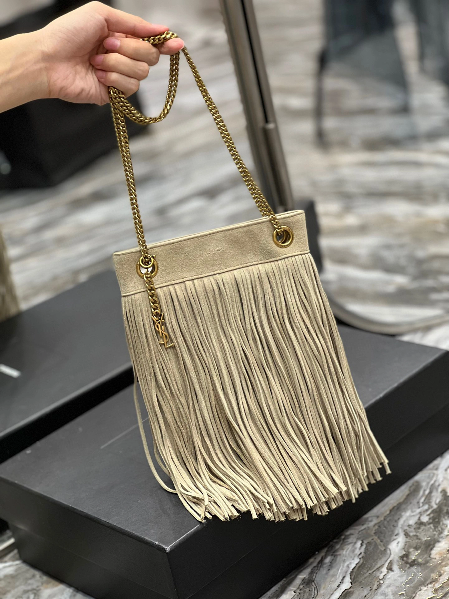 MOMO- high quality version 633753-0U0IW-1722 Grace HOBO item：B-B000I0419C