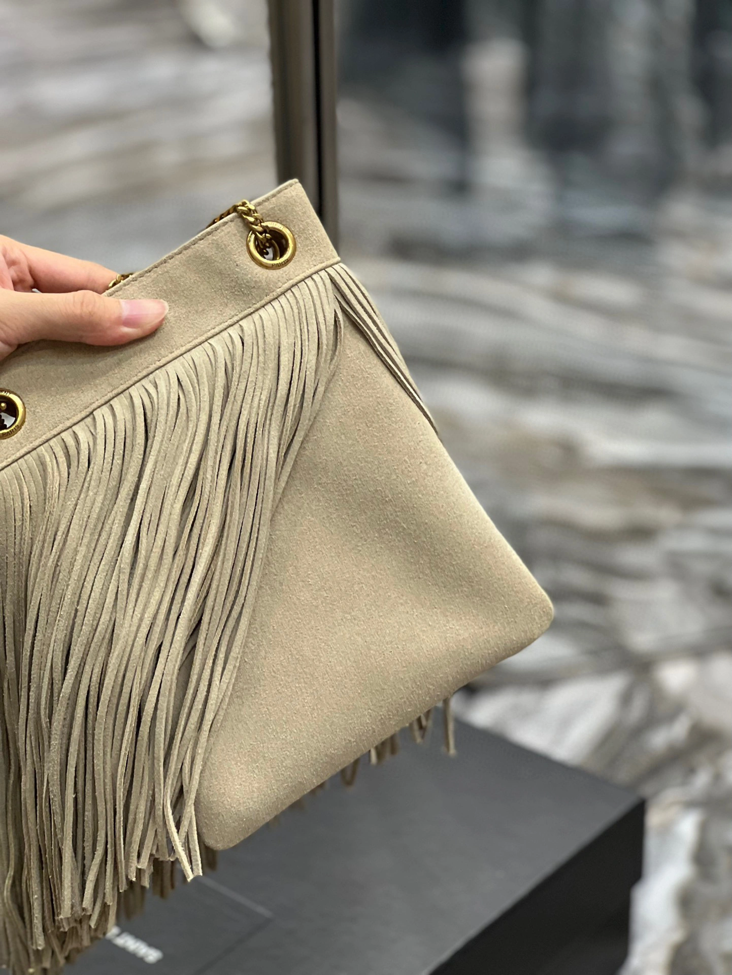 MOMO- high quality version 633753-0U0IW-1722 Grace HOBO item：B-B000I0419C