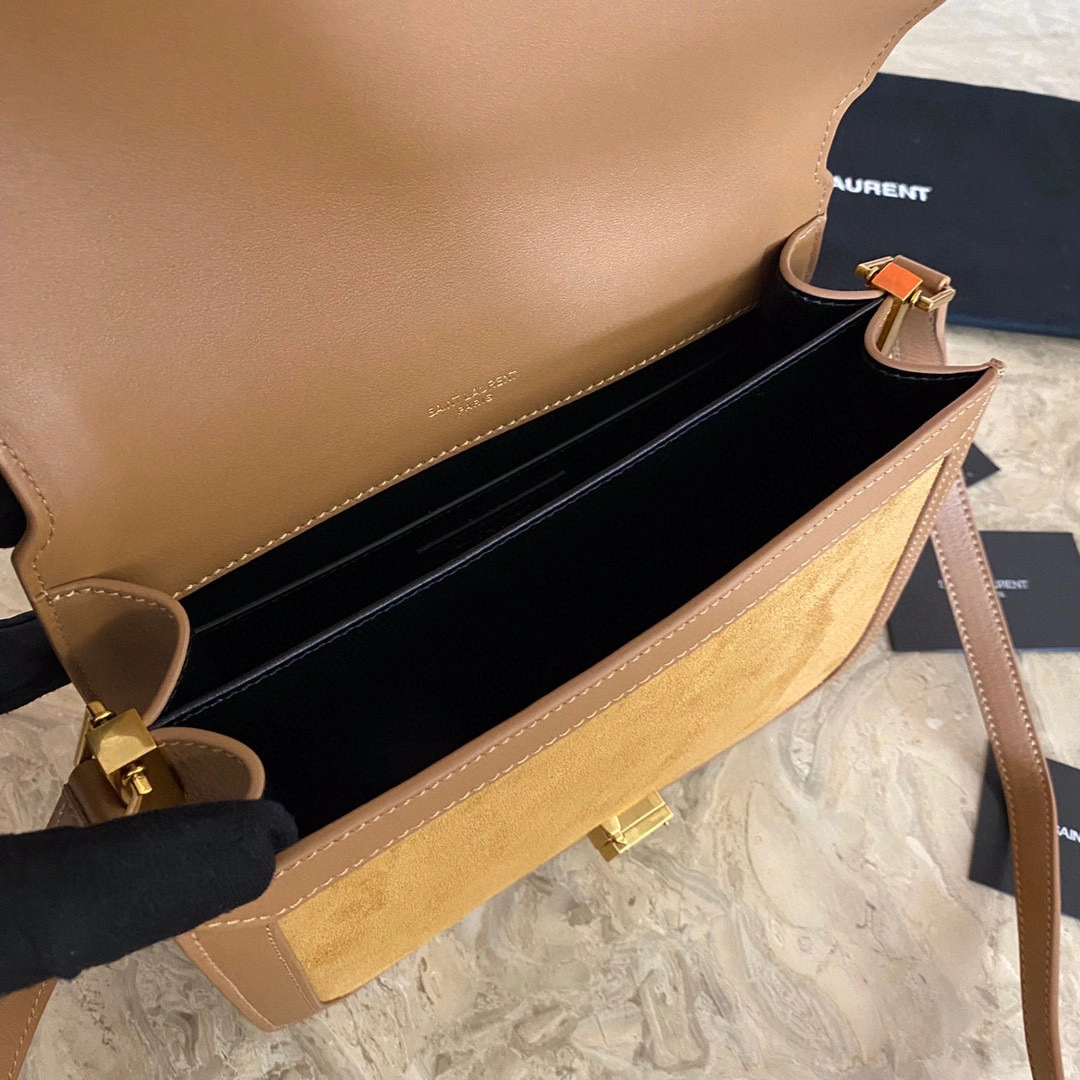 &MOMO- high quality version 63502511Z4W7761 SOLFElNO item：B-B000G2908C