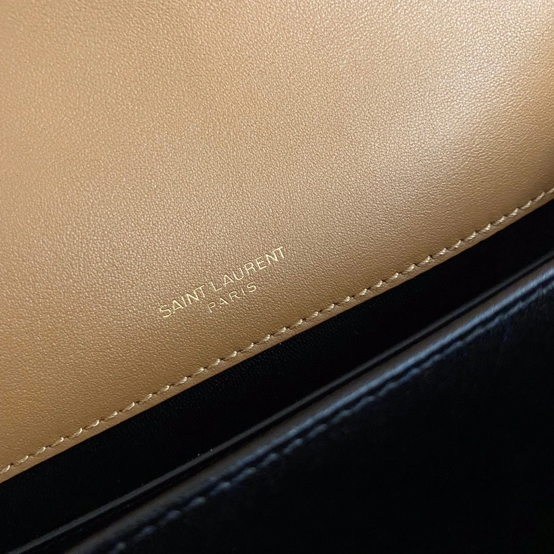 &MOMO- high quality version 63502511Z4W7761 SOLFElNO item：B-B000G2908C
