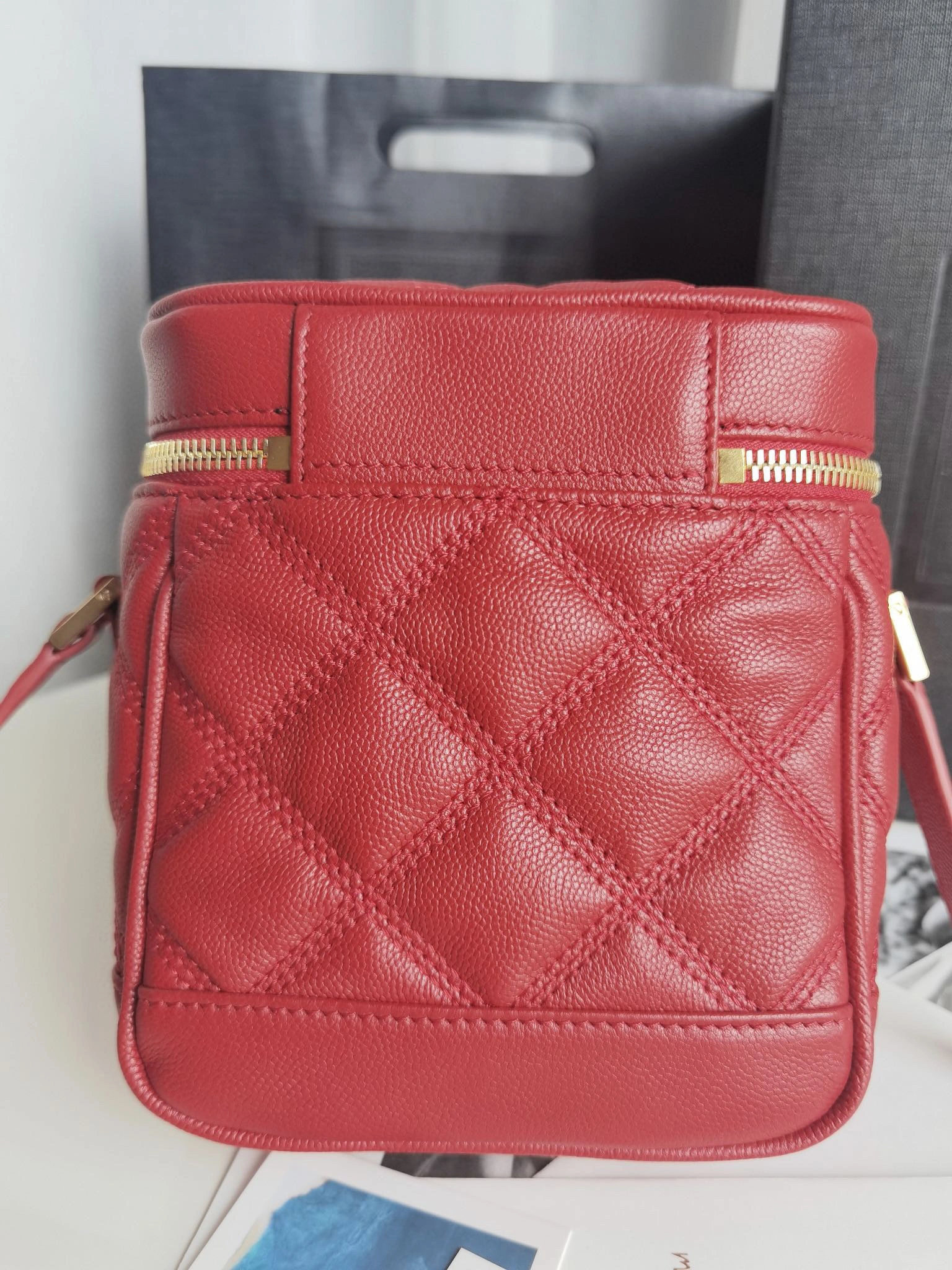 MOMO- high quality version 649779-DME27-6805 item：B-B063I0410C
