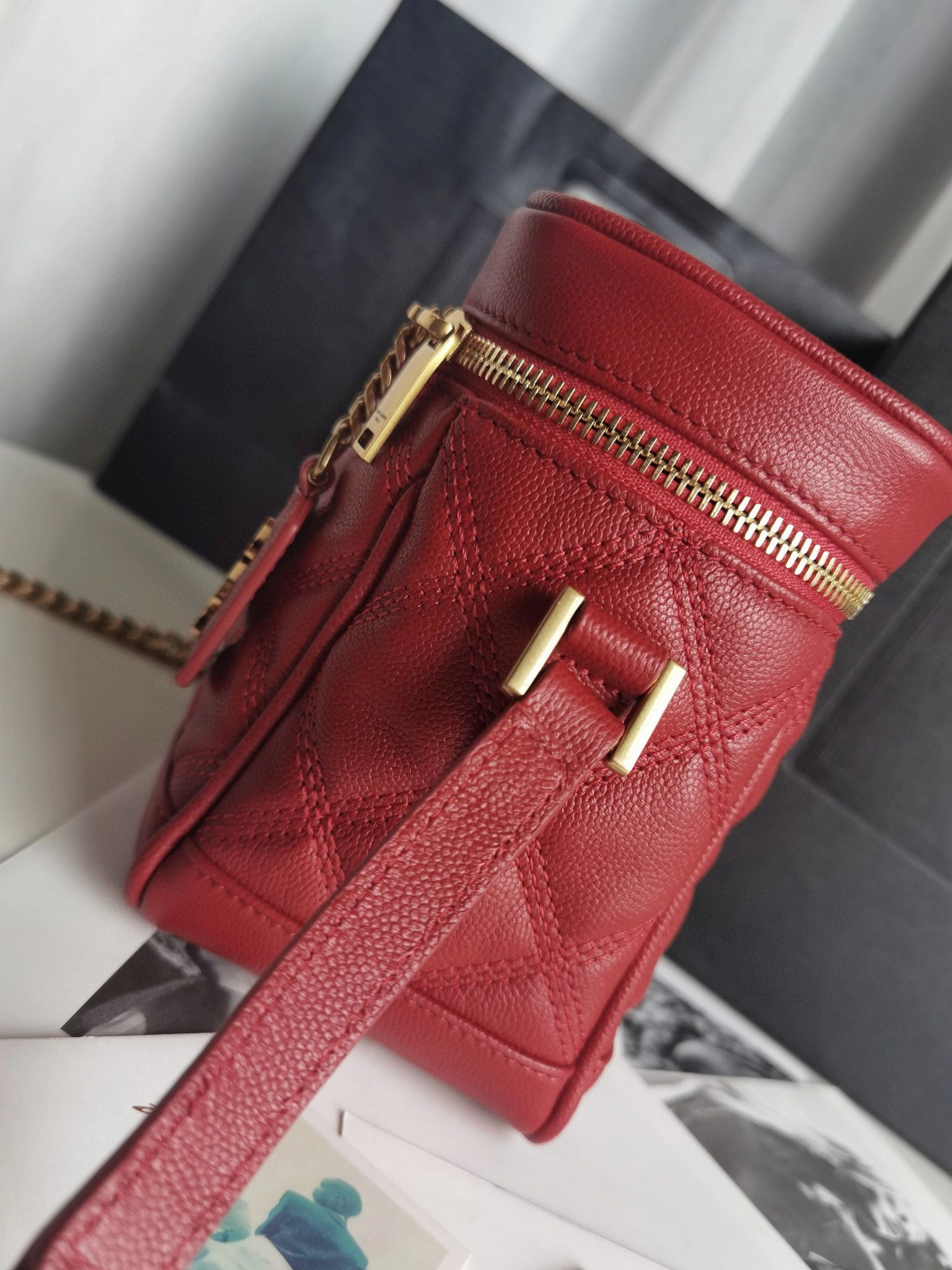 MOMO- high quality version 649779-DME27-6805 item：B-B063I0410C