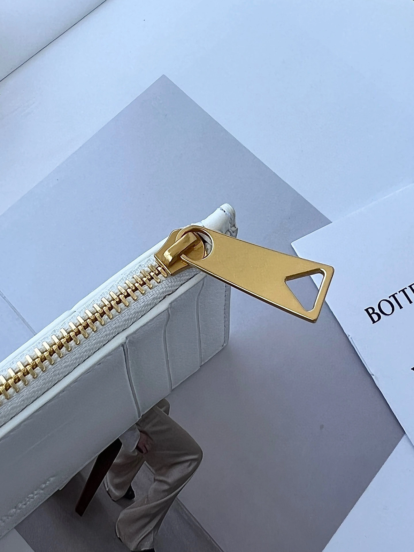 &MOMO- high quality version 651393-VCQC-49143 item：B-B063J3005C