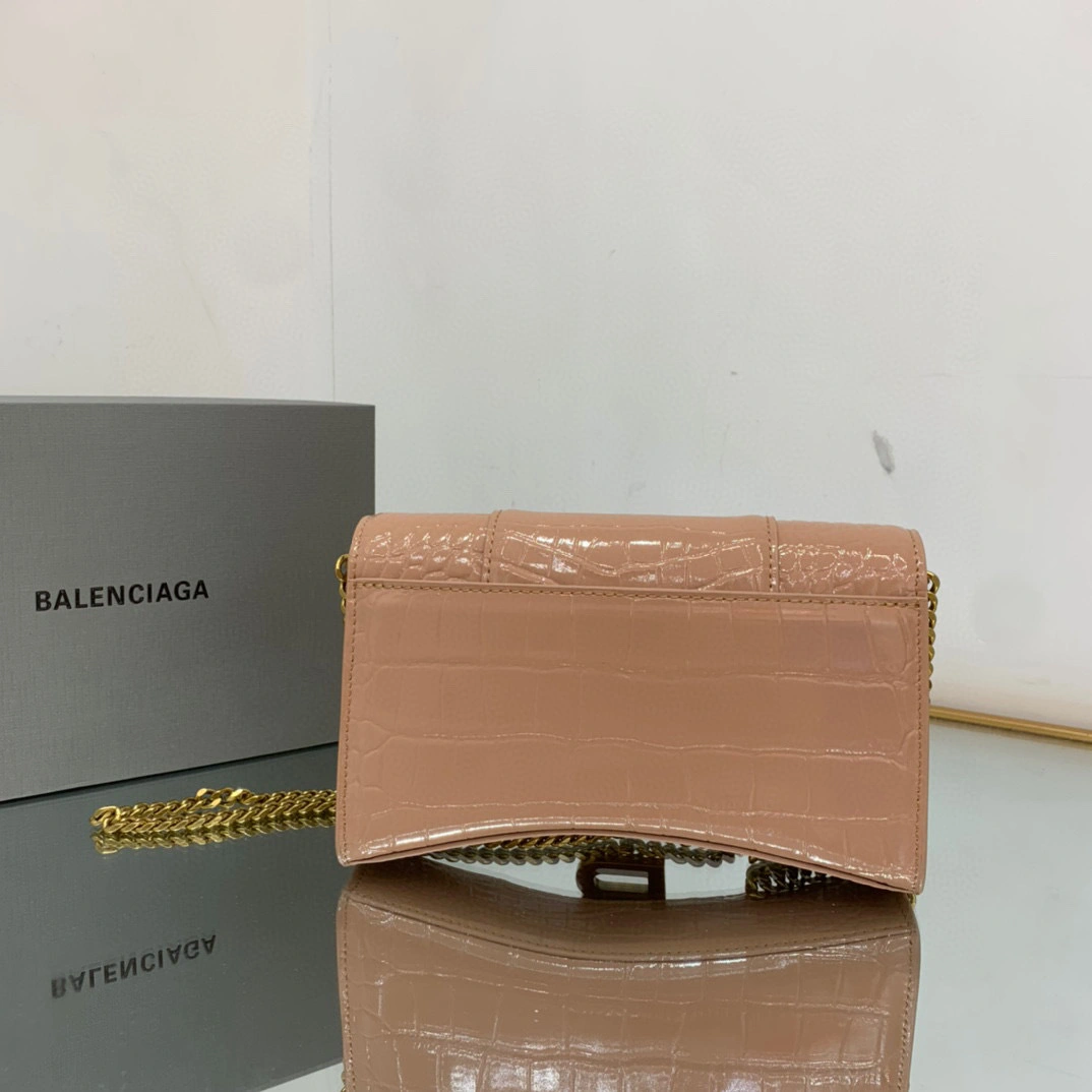 MOMO- high quality version 6560501LRGM9607 cowhide item：B-B063K0803C