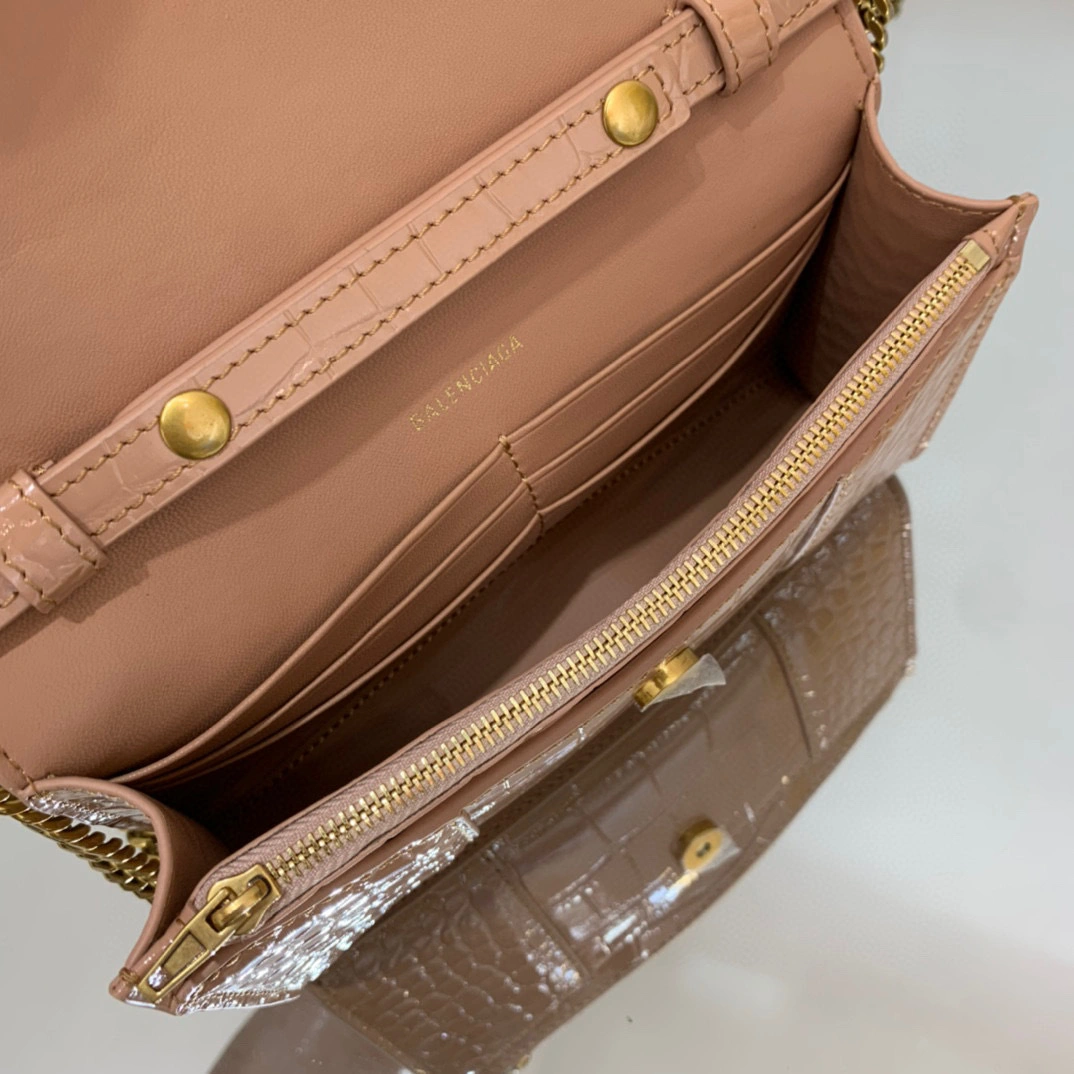 MOMO- high quality version 6560501LRGM9607 cowhide item：B-B063K0803C