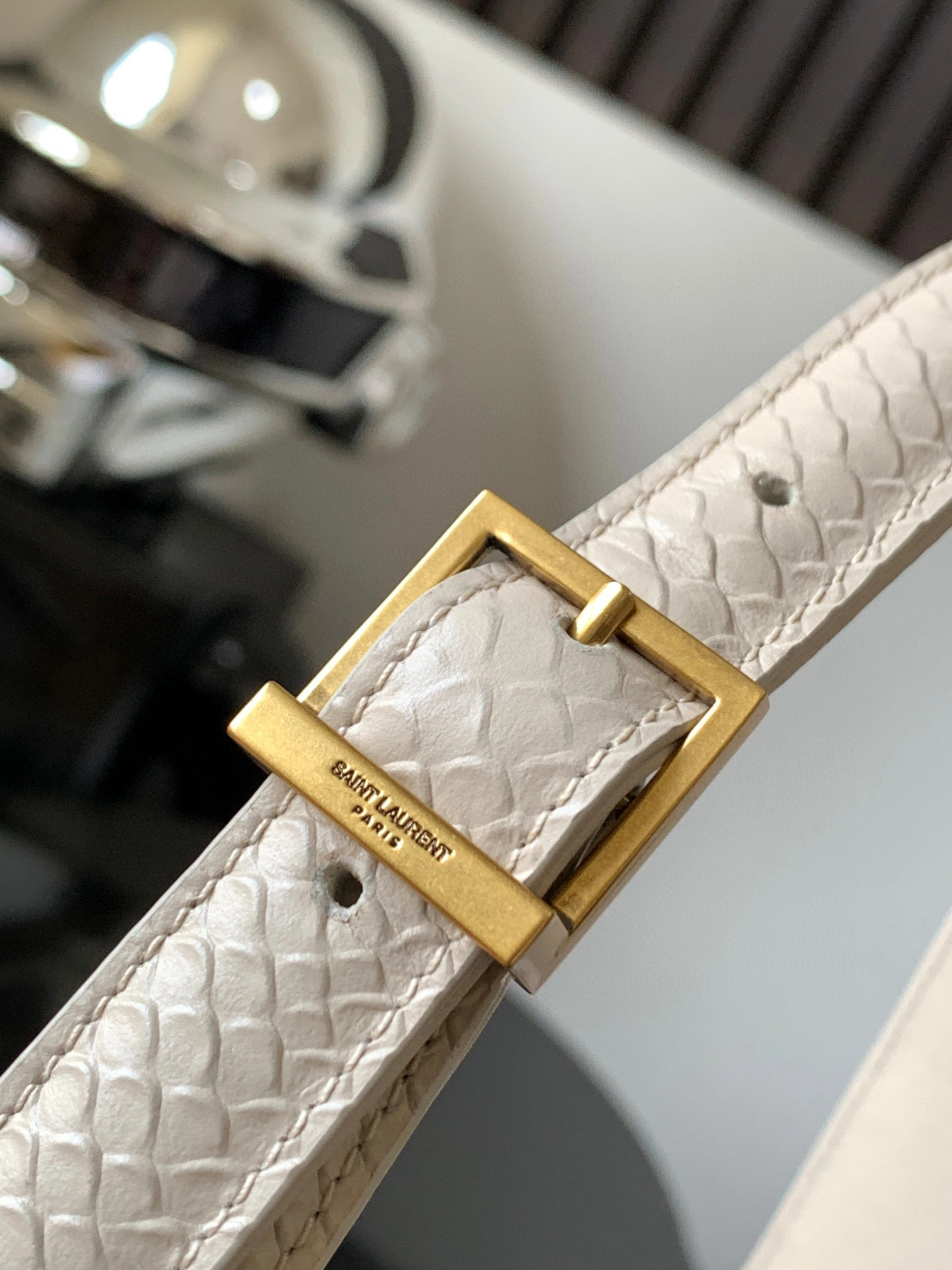 MOMO- high quality version 657228-EAAA8-9925 Le5A7 Bag item：B-B597I0937C