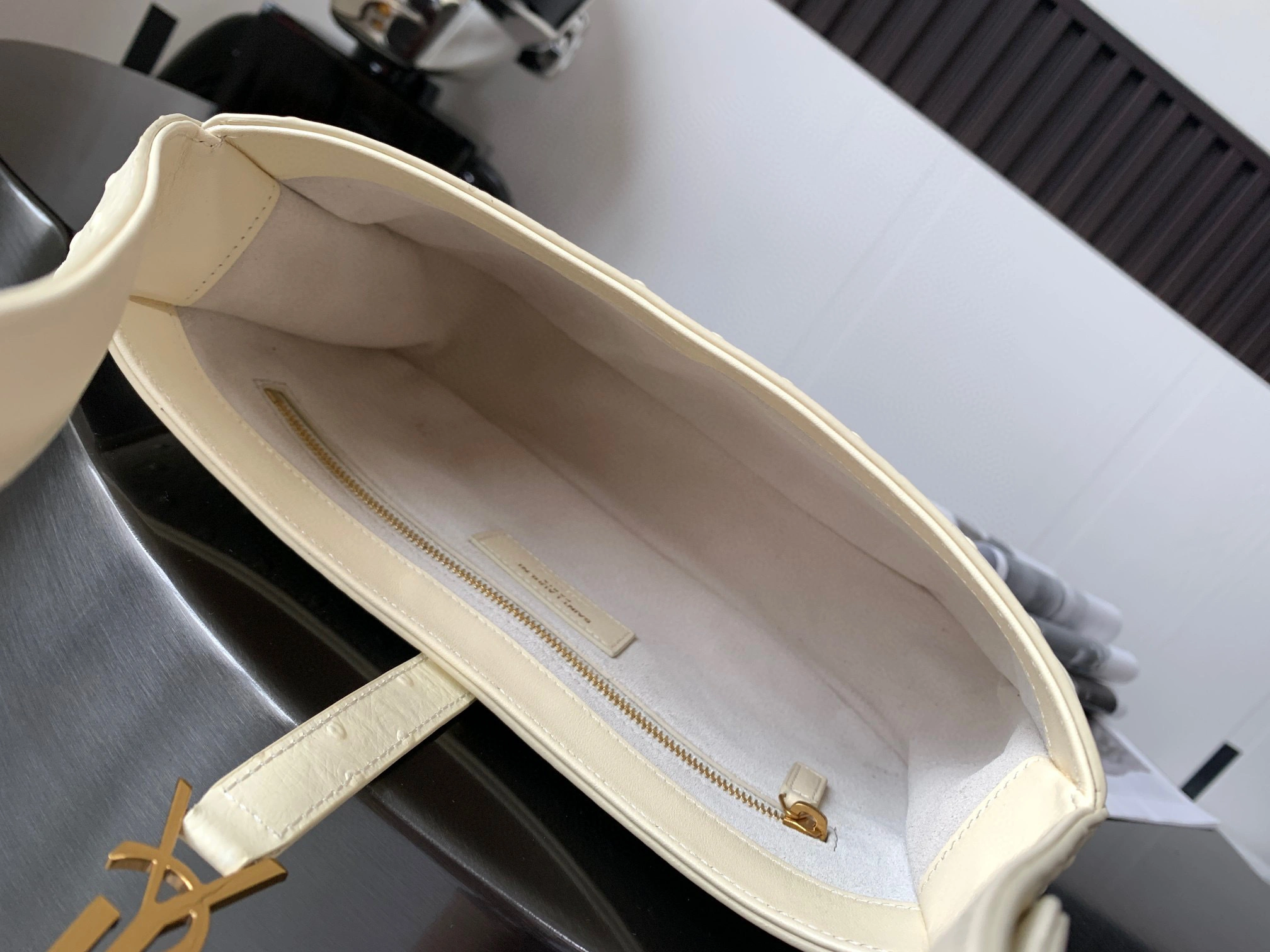 MOMO- high quality version 657228-L3F0W-9207 Le5A7 Bag item：B-B597I0938C