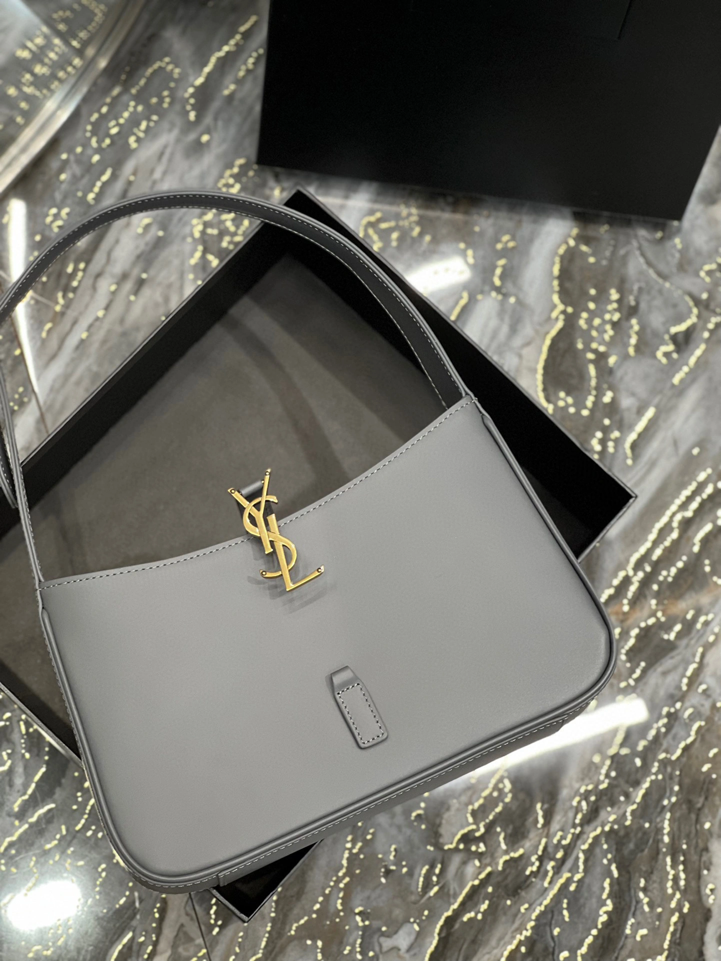 MOMO- high quality version 6572282R20W1112 Le5A7 Bag item：B-B000I0513C