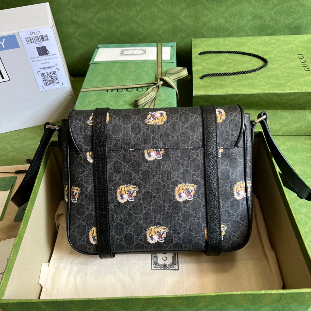 MOMO- high quality version 658542 UXVAF 1087 item：B-B040I1403C