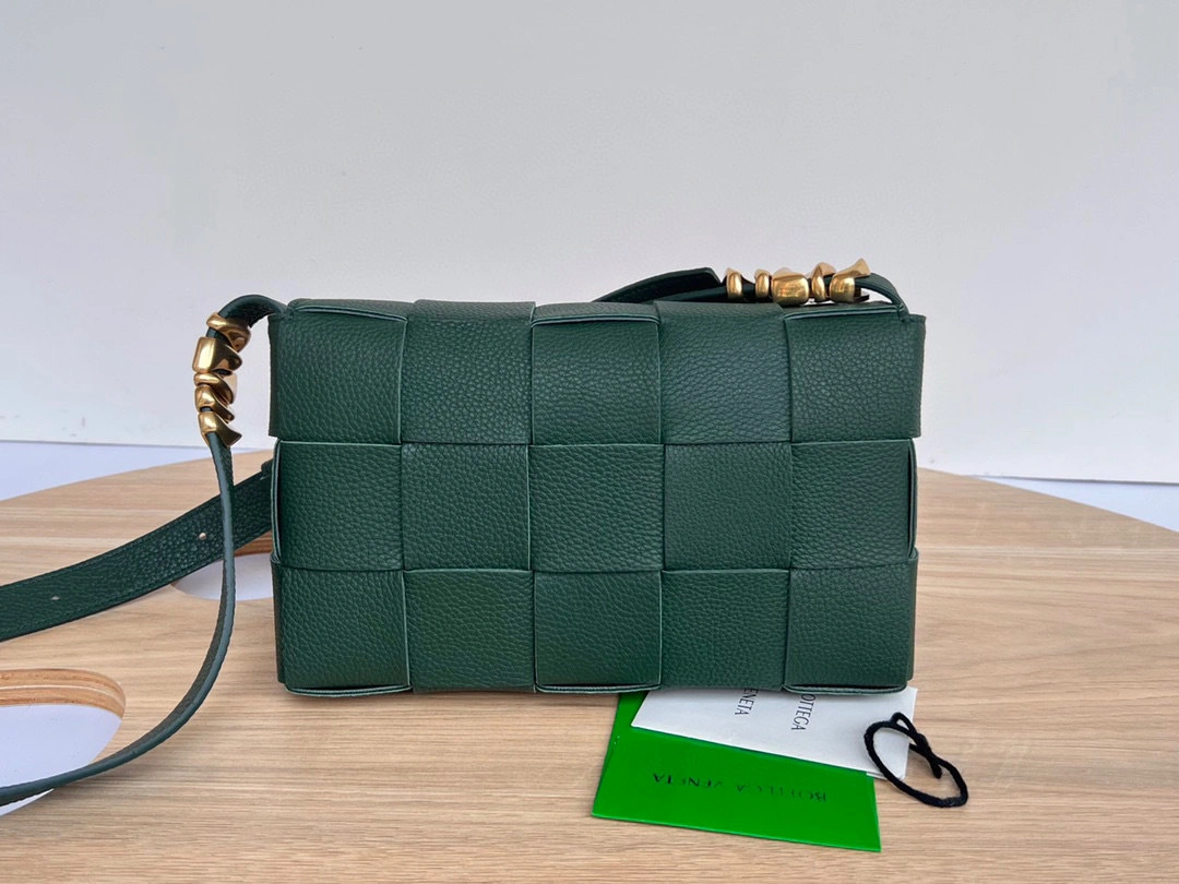 MOMO- high quality version 666870-V17H1-3035 CASSETTE lambskin item：B-B063H0334C