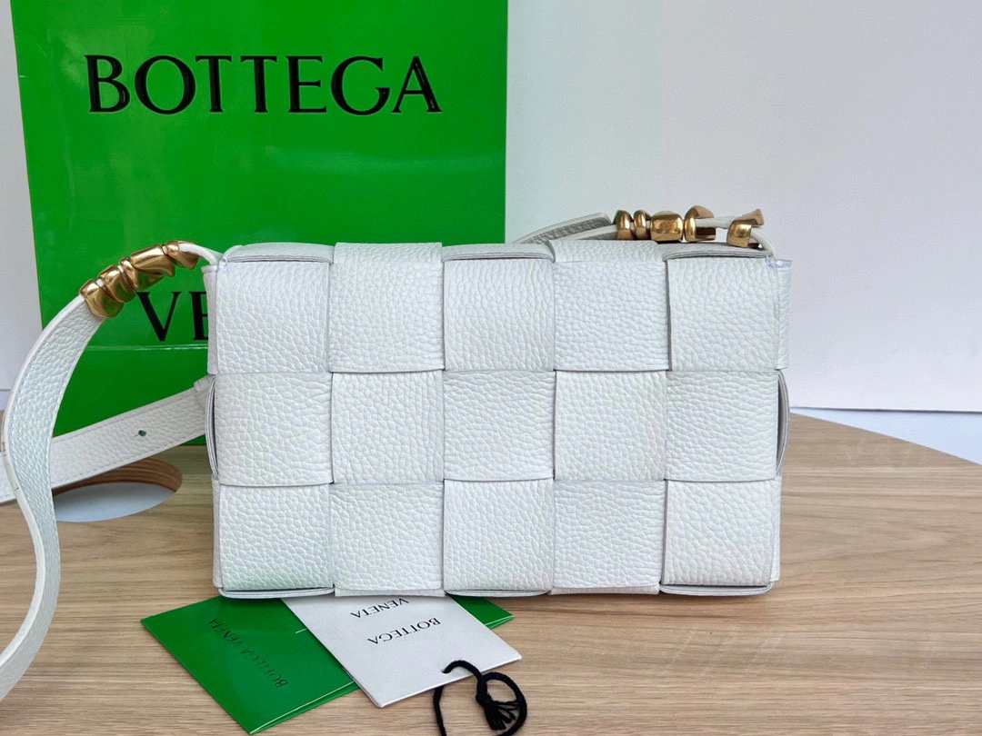MOMO- high quality version 666870-V17H1-9009 CASSETTE lambskin item：B-B063H0336C