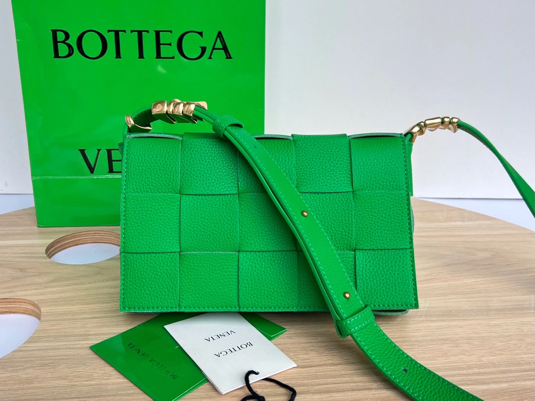 MOMO- high quality version 666870V17H13722 CASSETTE lambskin item：B-B063H0333C