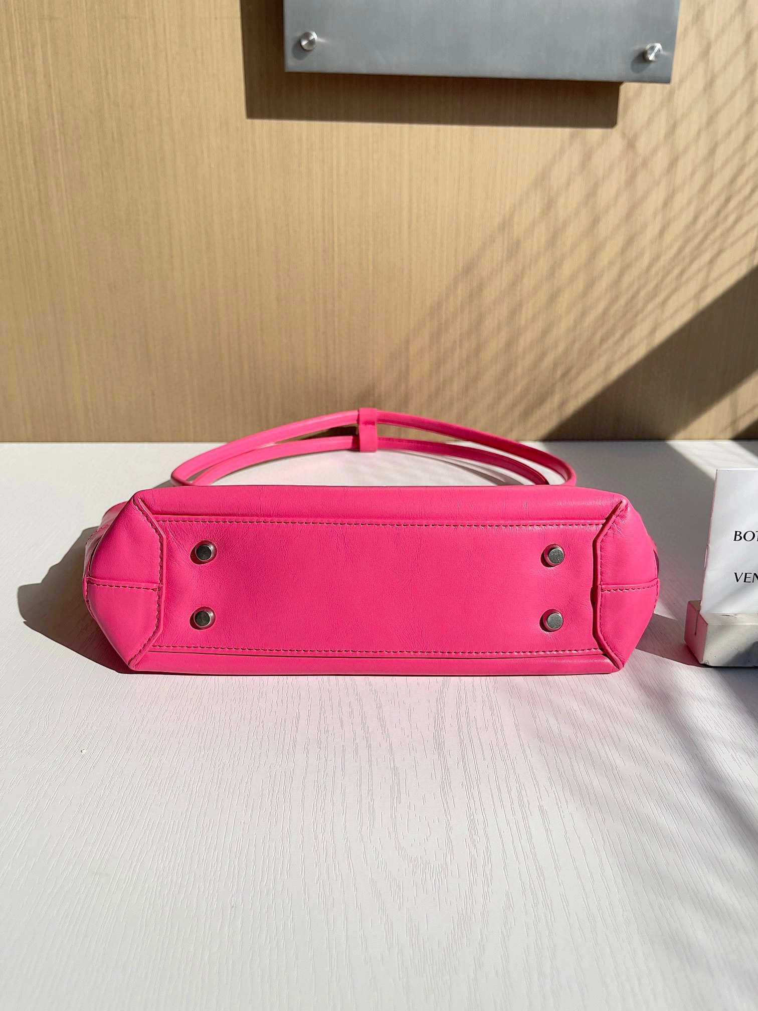 MOMO- high quality version 666873-VCQ71-5618 arco item：B-B563J2415C
