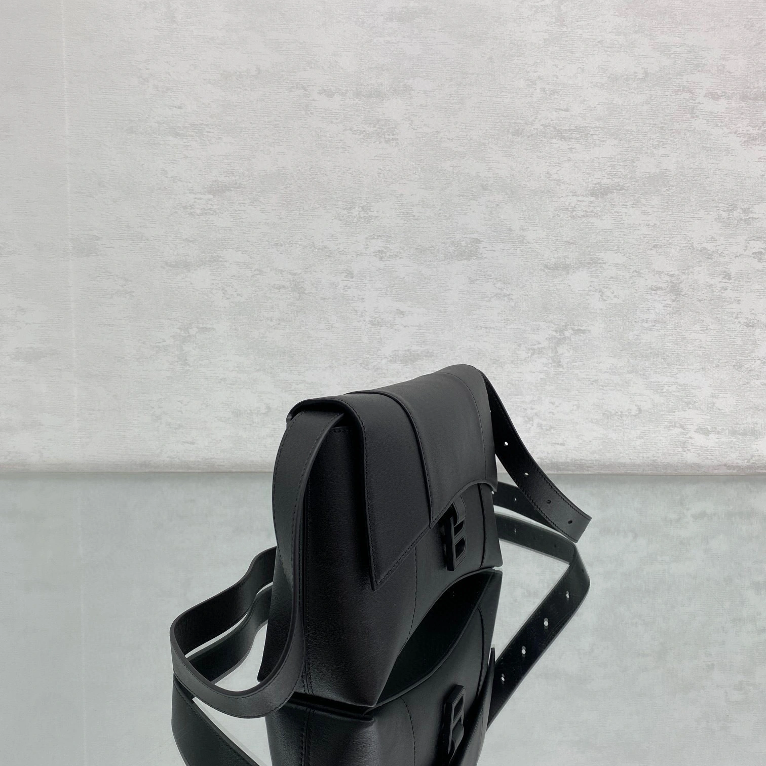 &MOMO- high quality version 671355-29S17-1000 Hourglass item：B-B000G2316C