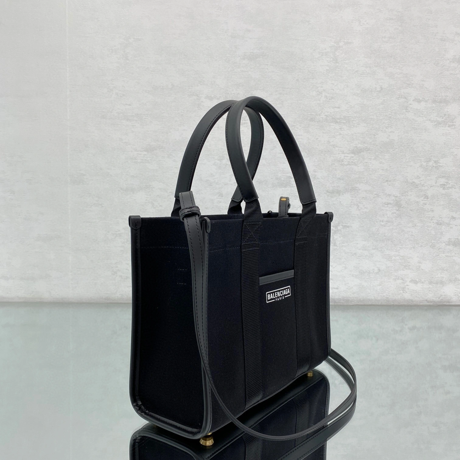 MOMO- high quality version 671402-2HHAM-1090 Hardware item：B-B000G2317C