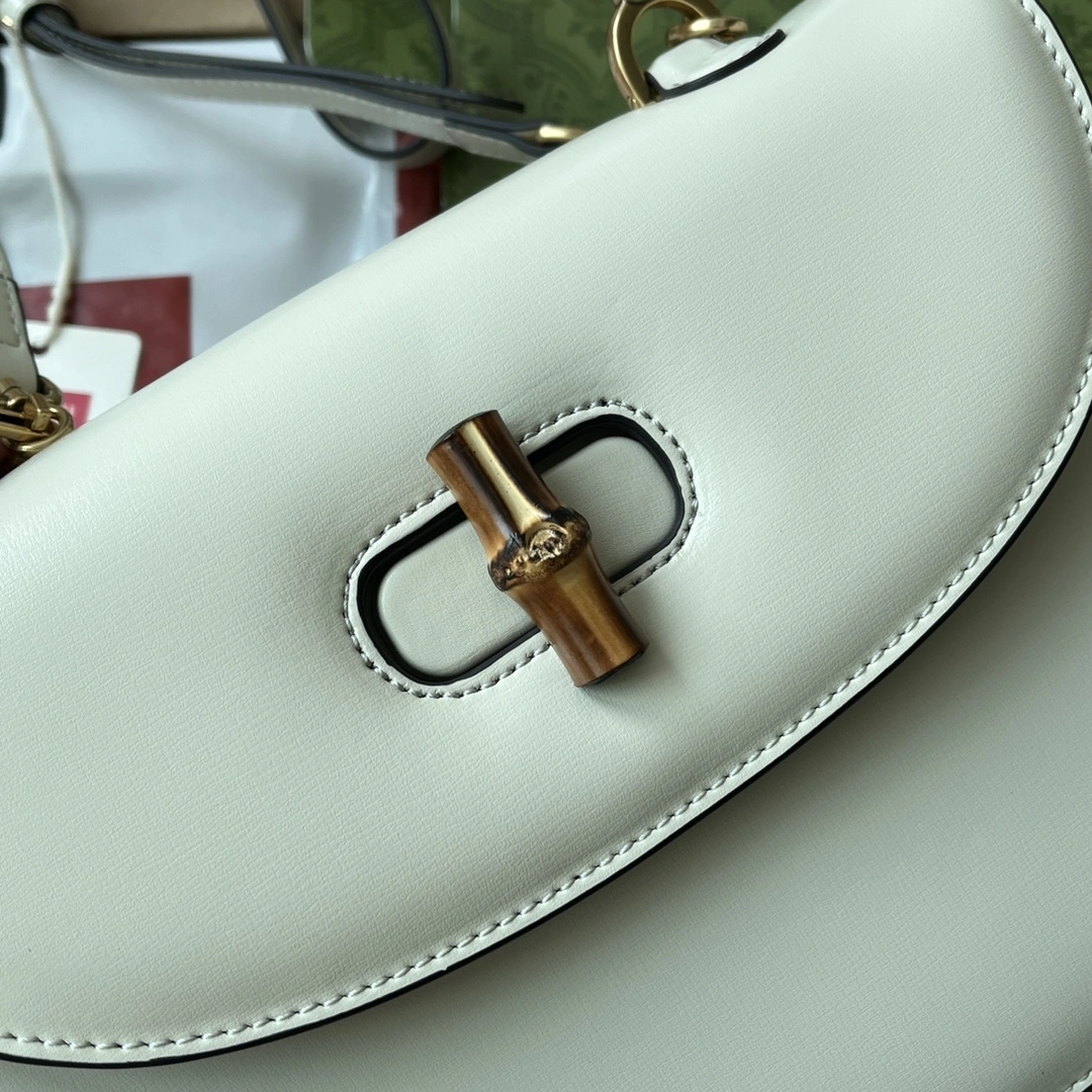 MOMO- high quality version 672206-10ODT-8454 item：C-B000C0303C