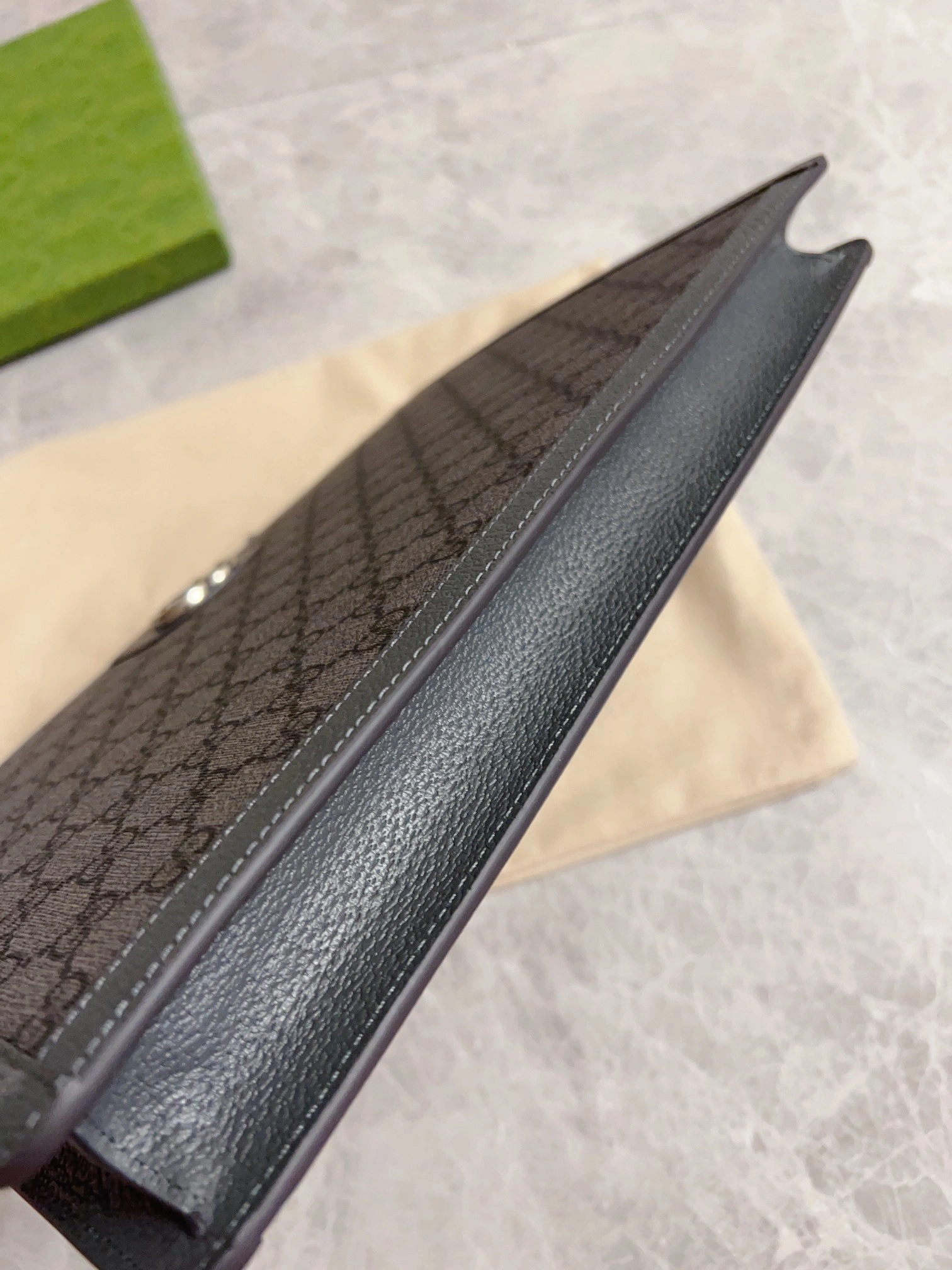 MOMO- high quality version 674078-UULBN-1244 phidia item：C-B000C2308C