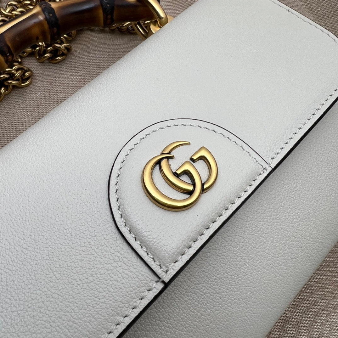 MOMO- high quality version 675795-17Q0T-9022 item：C-B063A1301C