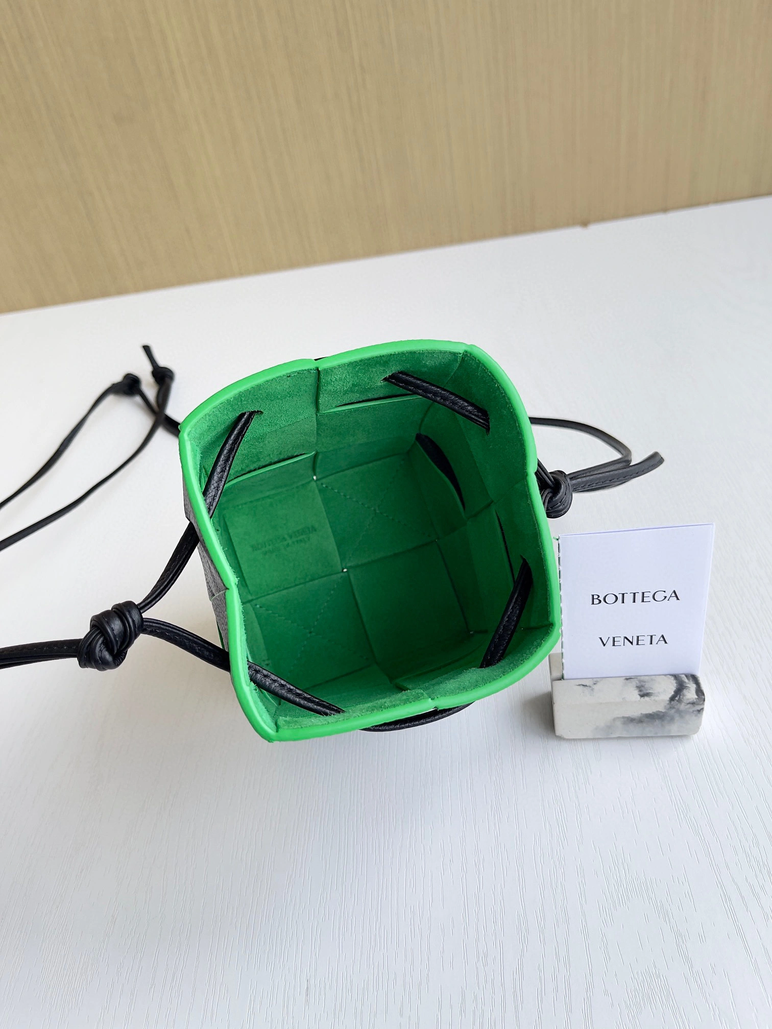 MOMO- high quality version 680217V1Q711091 item：B-B063J2209C