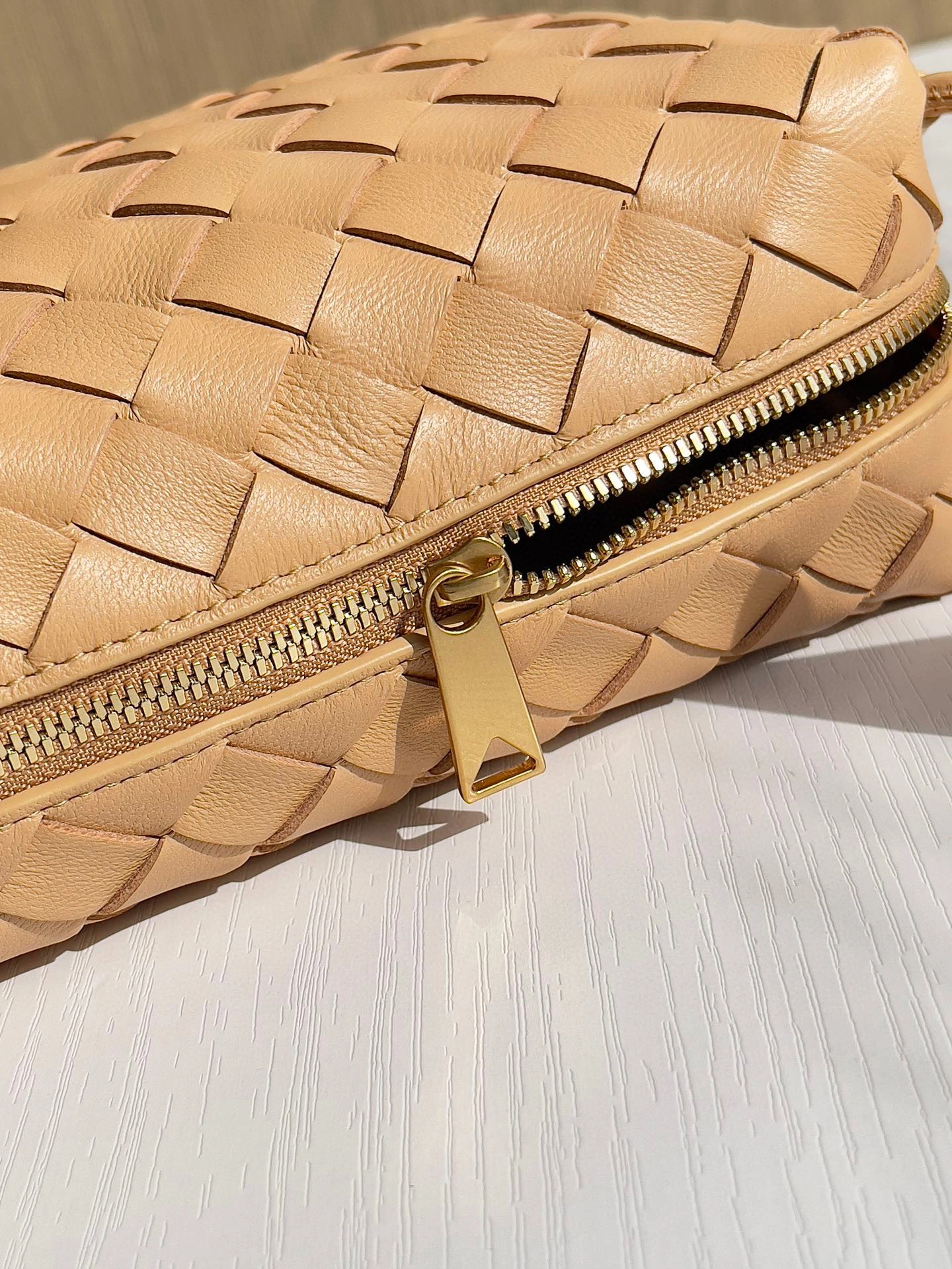 &MOMO- high quality version 680254V1G112700 Loop lambskin item：B-B063H0320C