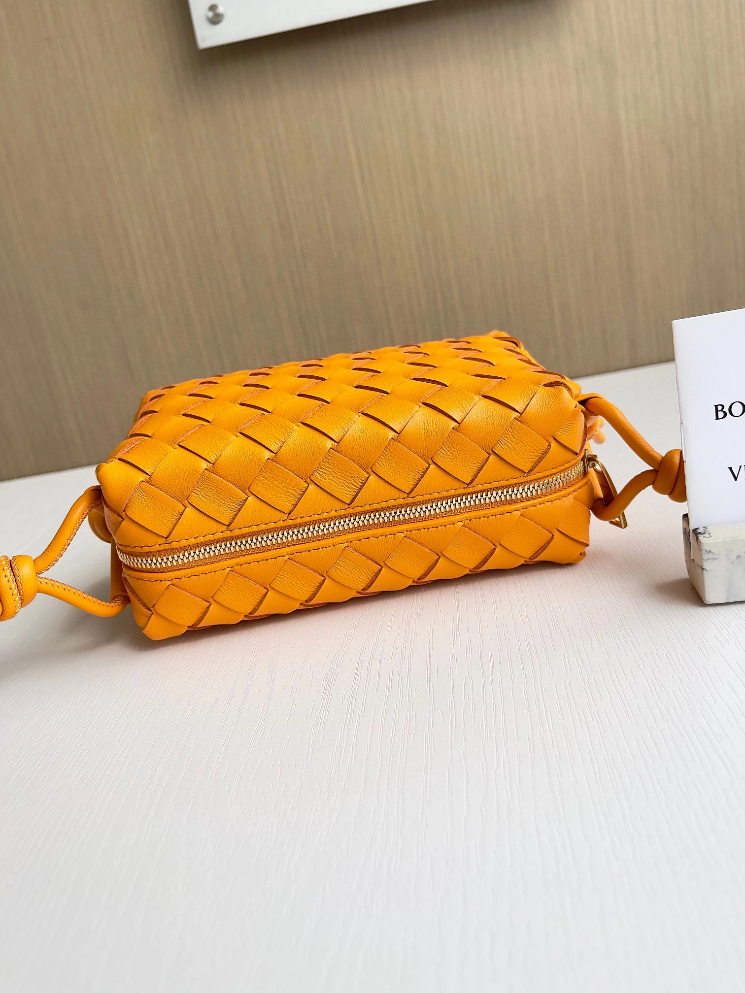 MOMO- high quality version 680254V1G117003 Loop lambskin item：B-B063H0321C