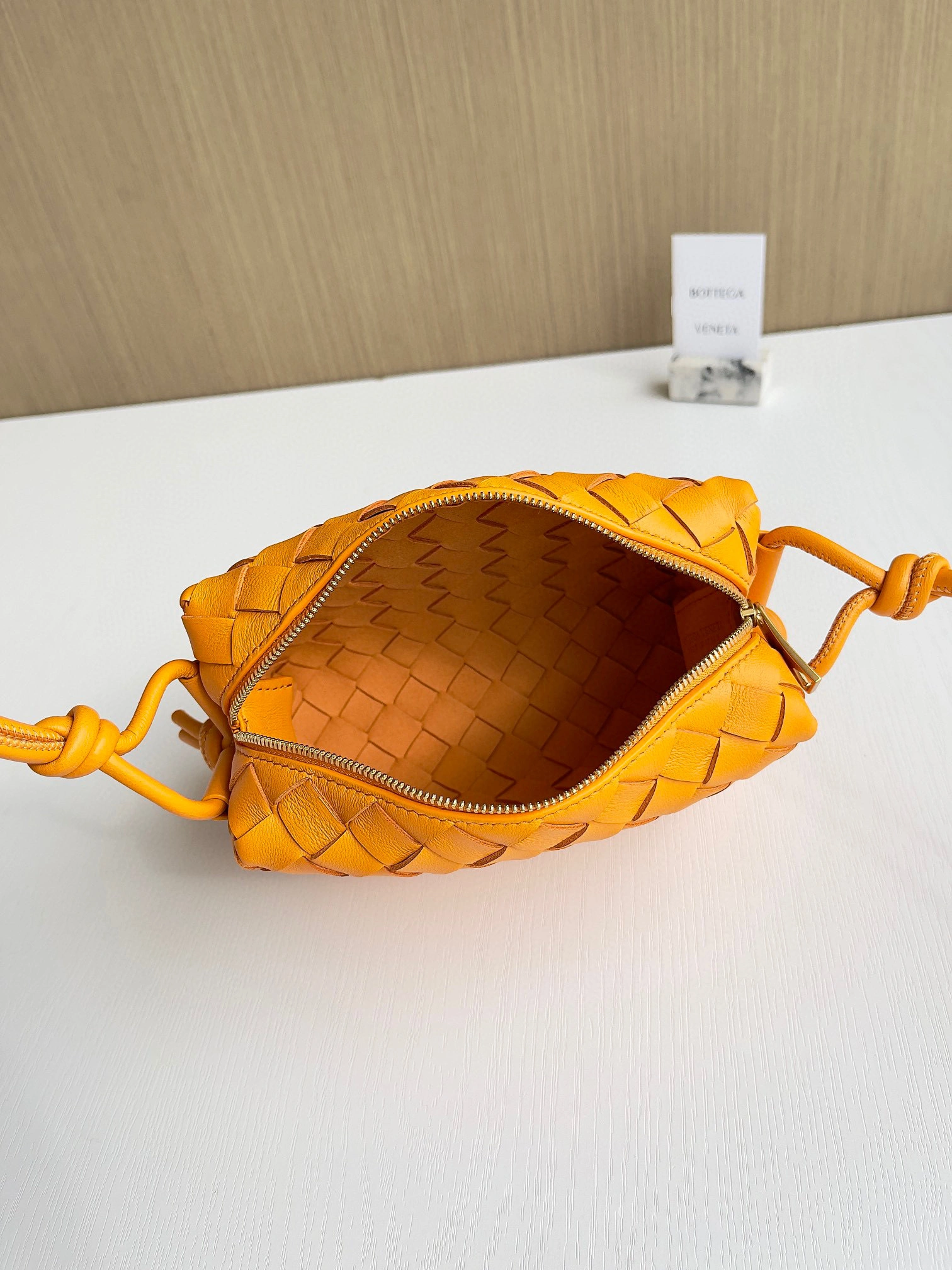 MOMO- high quality version 680254V1G117003 Loop lambskin item：B-B063H0321C
