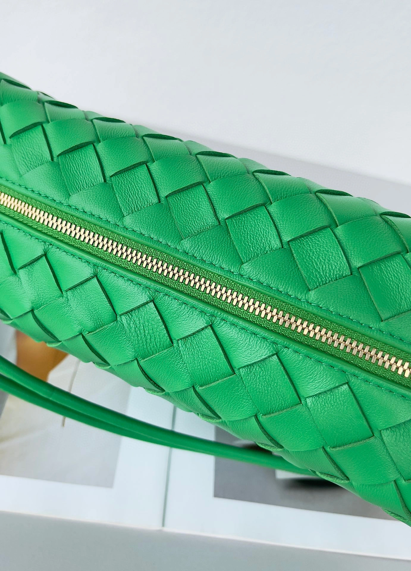 MOMO- high quality version 680255V1G113722 loop item：B-B063H0319C