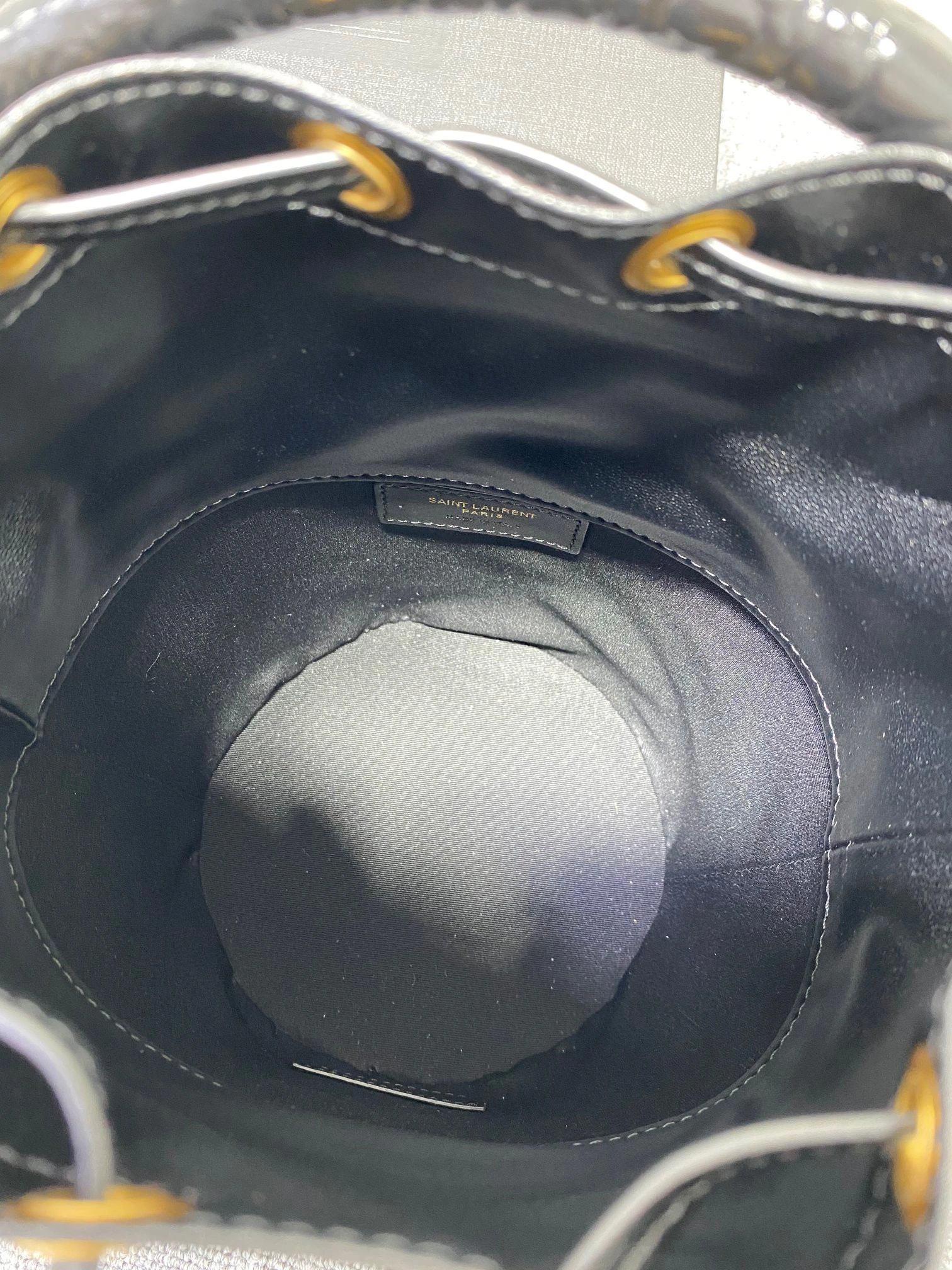 MOMO- high quality version 687733-2US3W-1000 item：B-B000G2917C