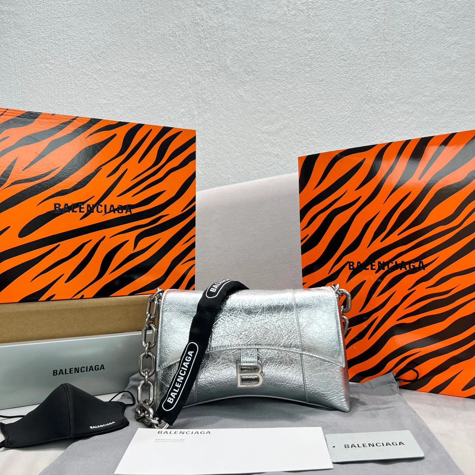 MOMO- high quality version 6891210GT5Y8160 Downtown item：B-B000G2310C