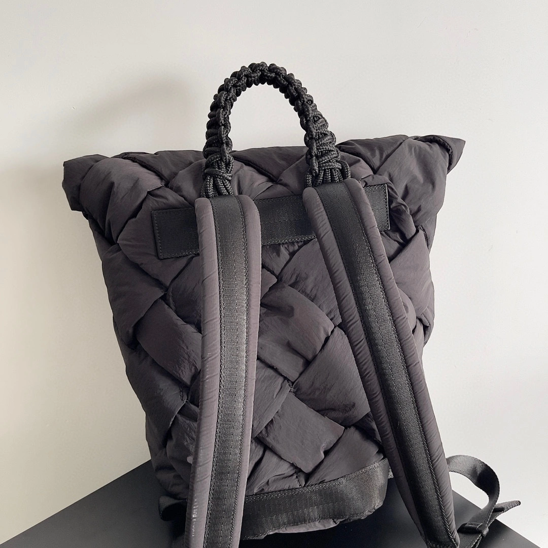MOMO- high quality version 690891VBO848803 nylon item：B-B063J2617C