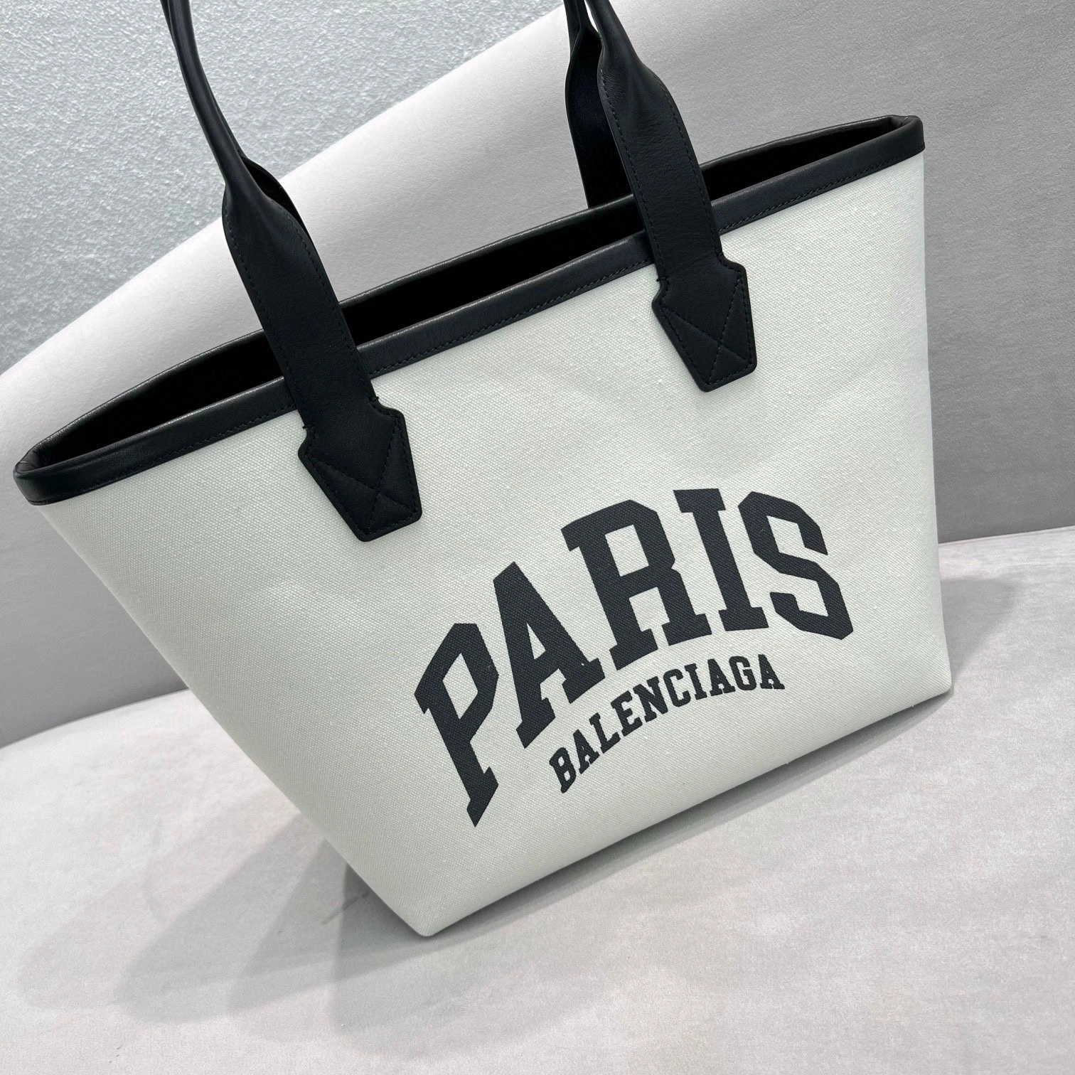MOMO- high quality version 6920682106M9911 navy cabas item：B-B000G2314C