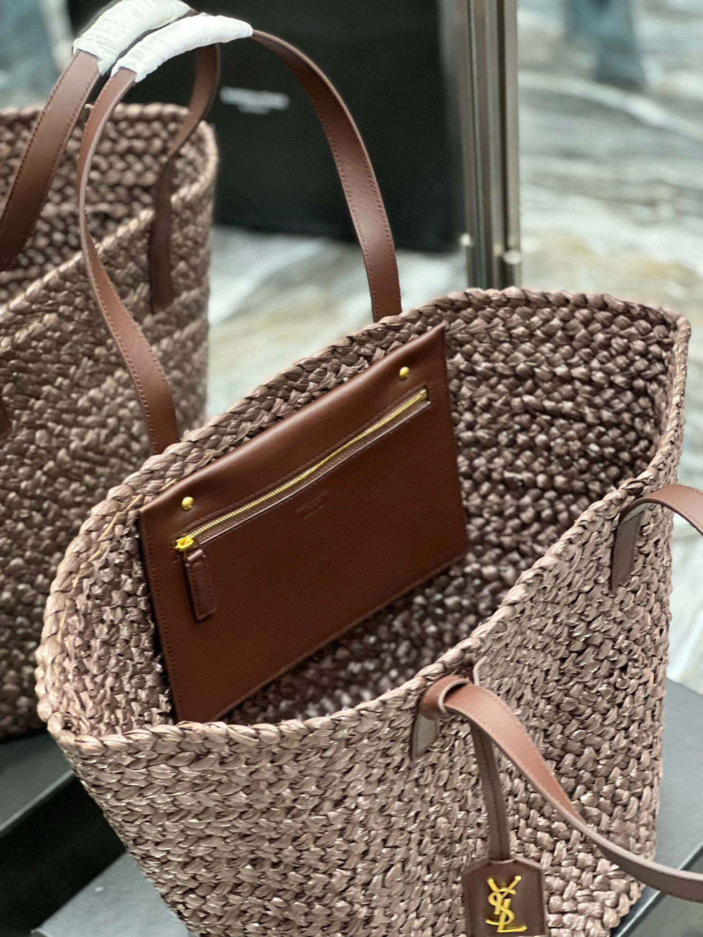 MOMO- high quality version 693242-GQTHJ-2181 item：B-B000I0612C
