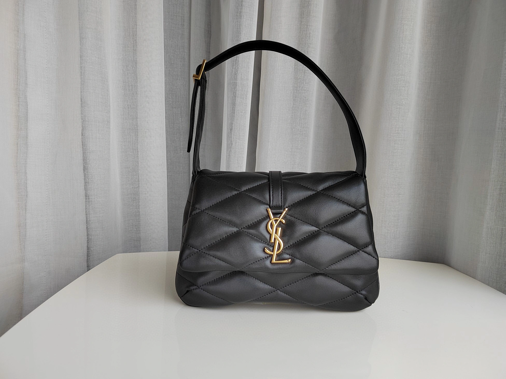 &MOMO- high quality version 698567-AAAO0-1000 LE 57 item：B-B063I0403C